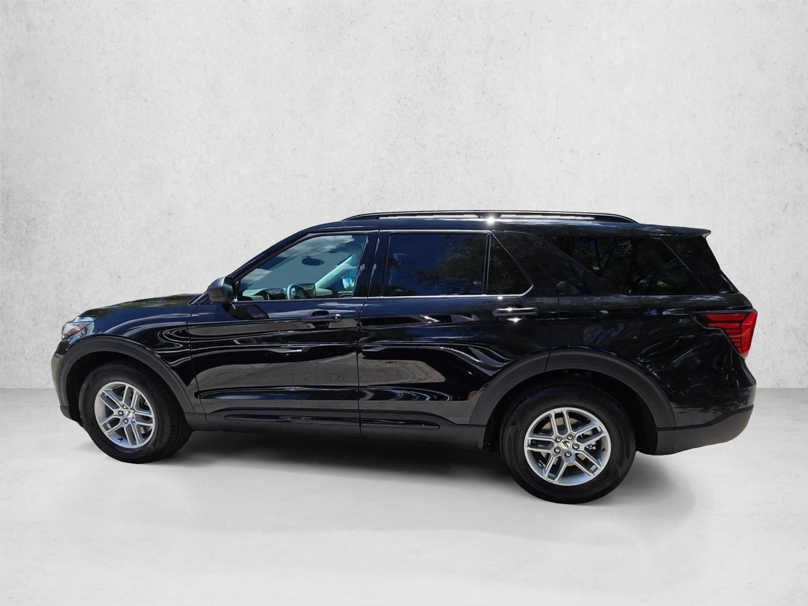 Thumbnail: 2026 Ford Explorer - 2