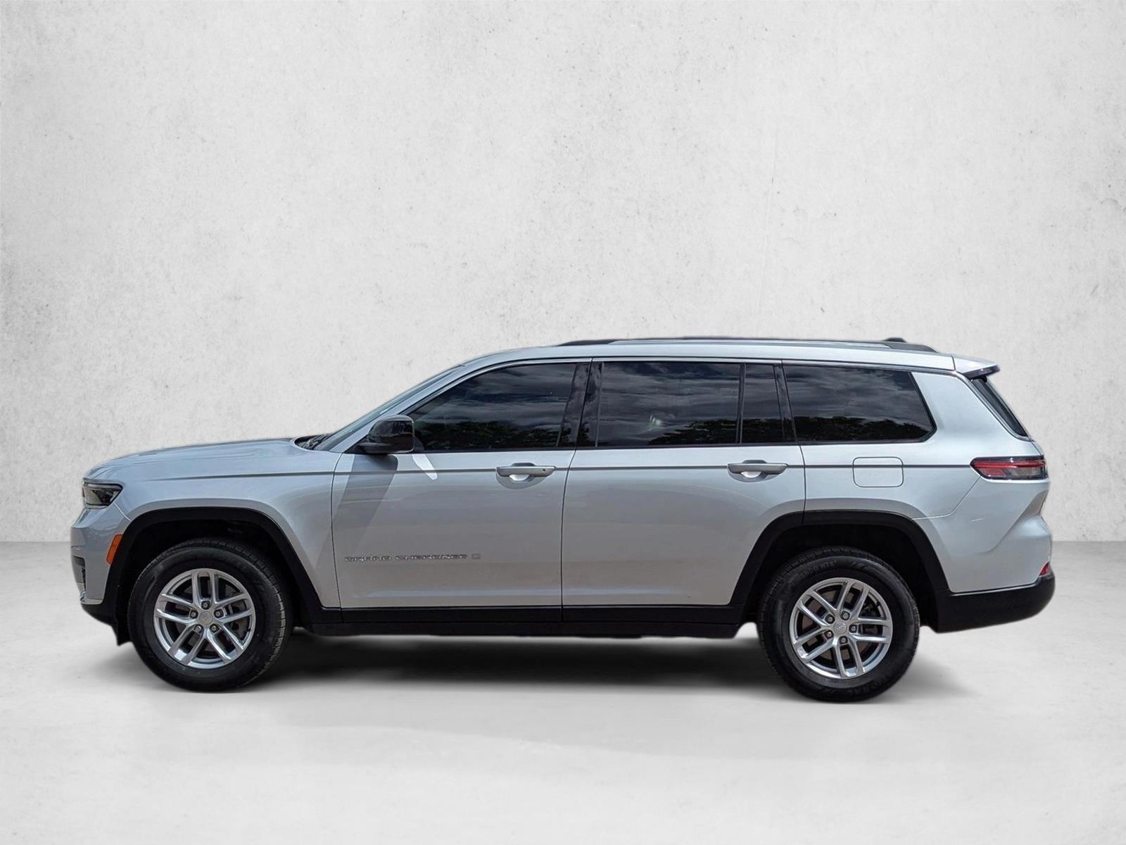 Thumbnail: 2022 Jeep Grand Cherokee L - 2