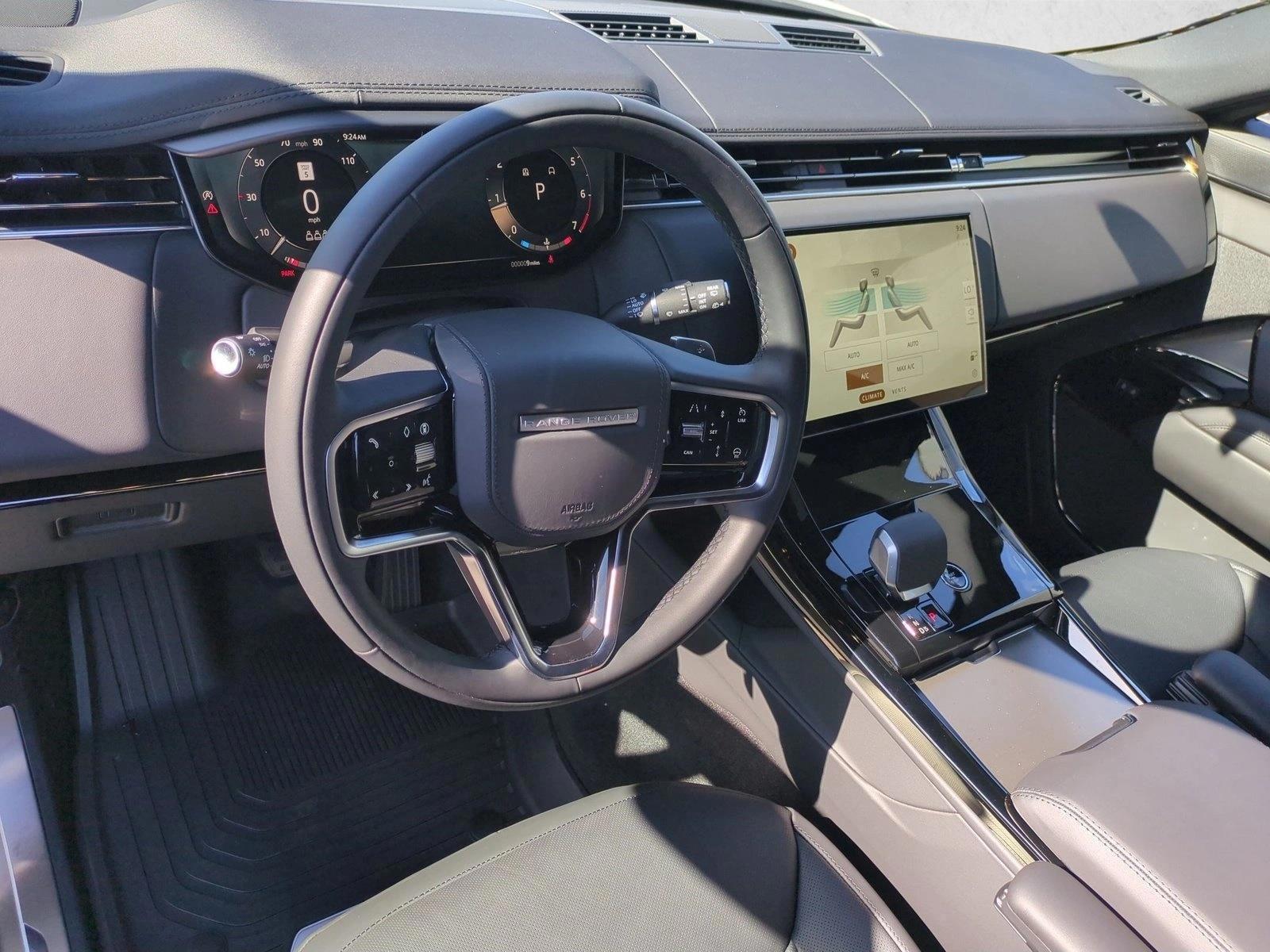 Thumbnail: 2027 Land Rover Range Rover Sport - 3