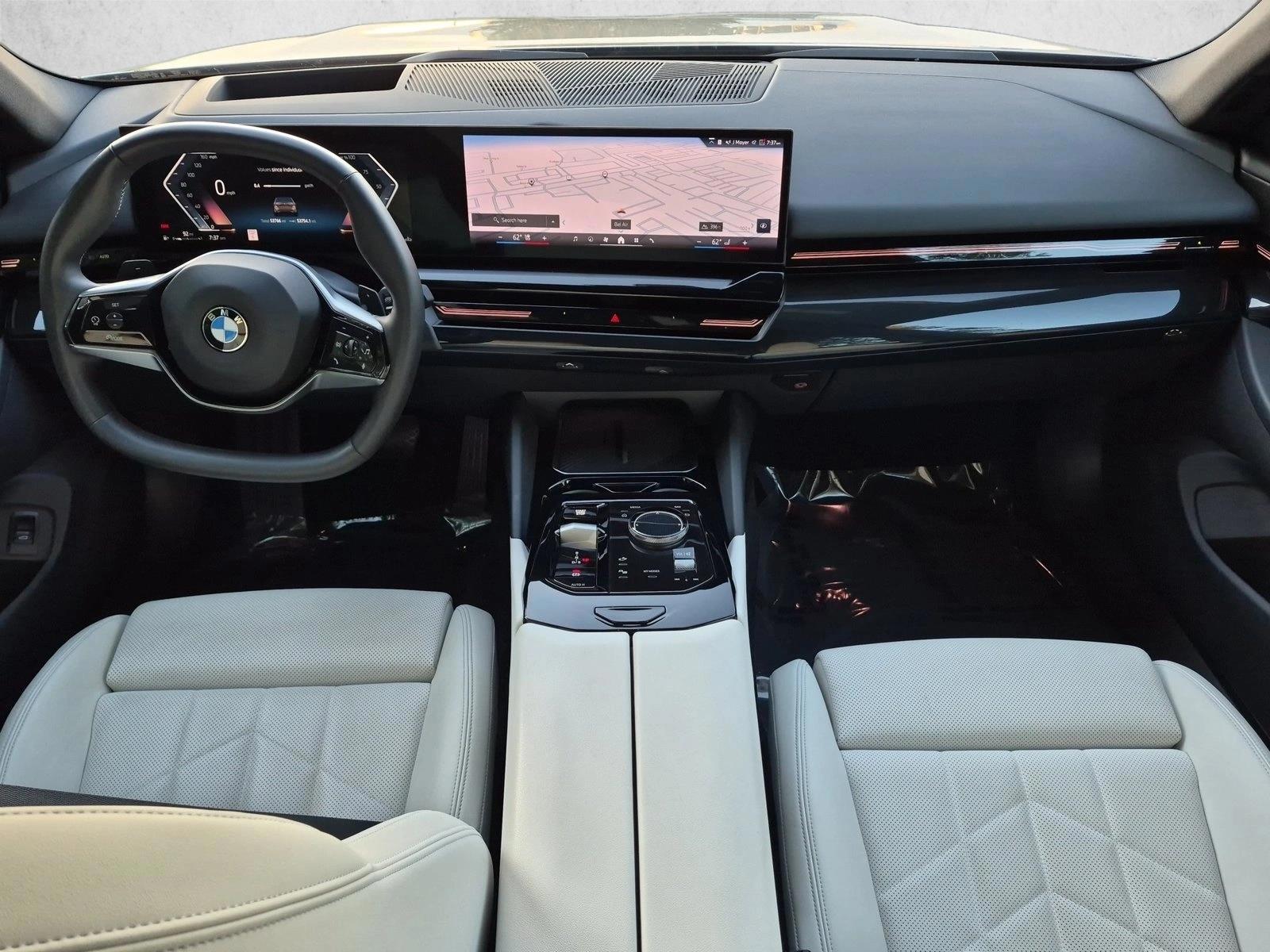 Thumbnail: 2024 BMW 5 Series - 4