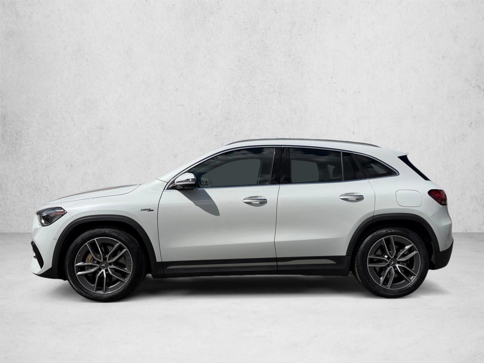 Thumbnail: 2021 Mercedes-Benz GLA - 2