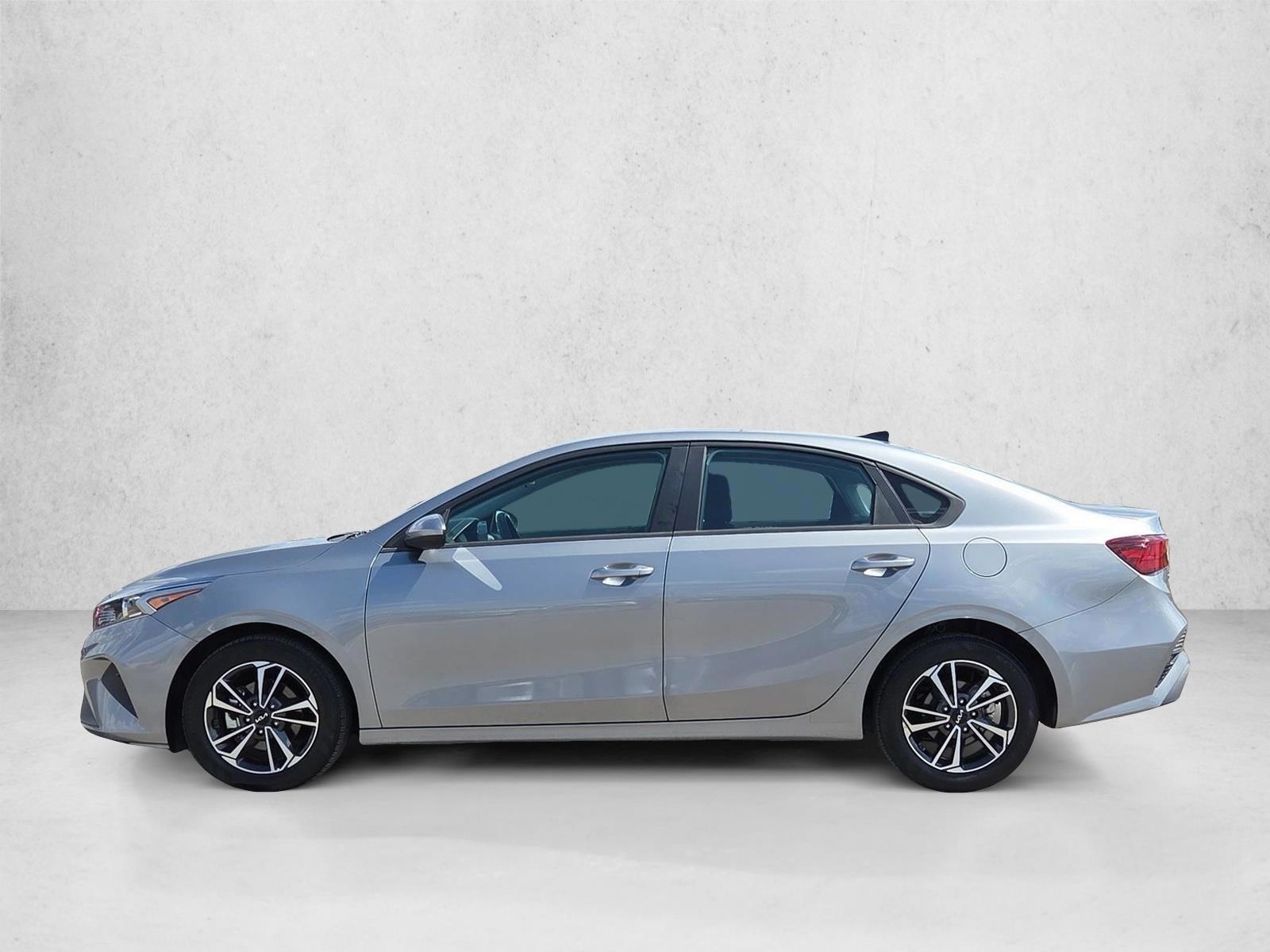 Thumbnail: 2024 Kia Forte - 2