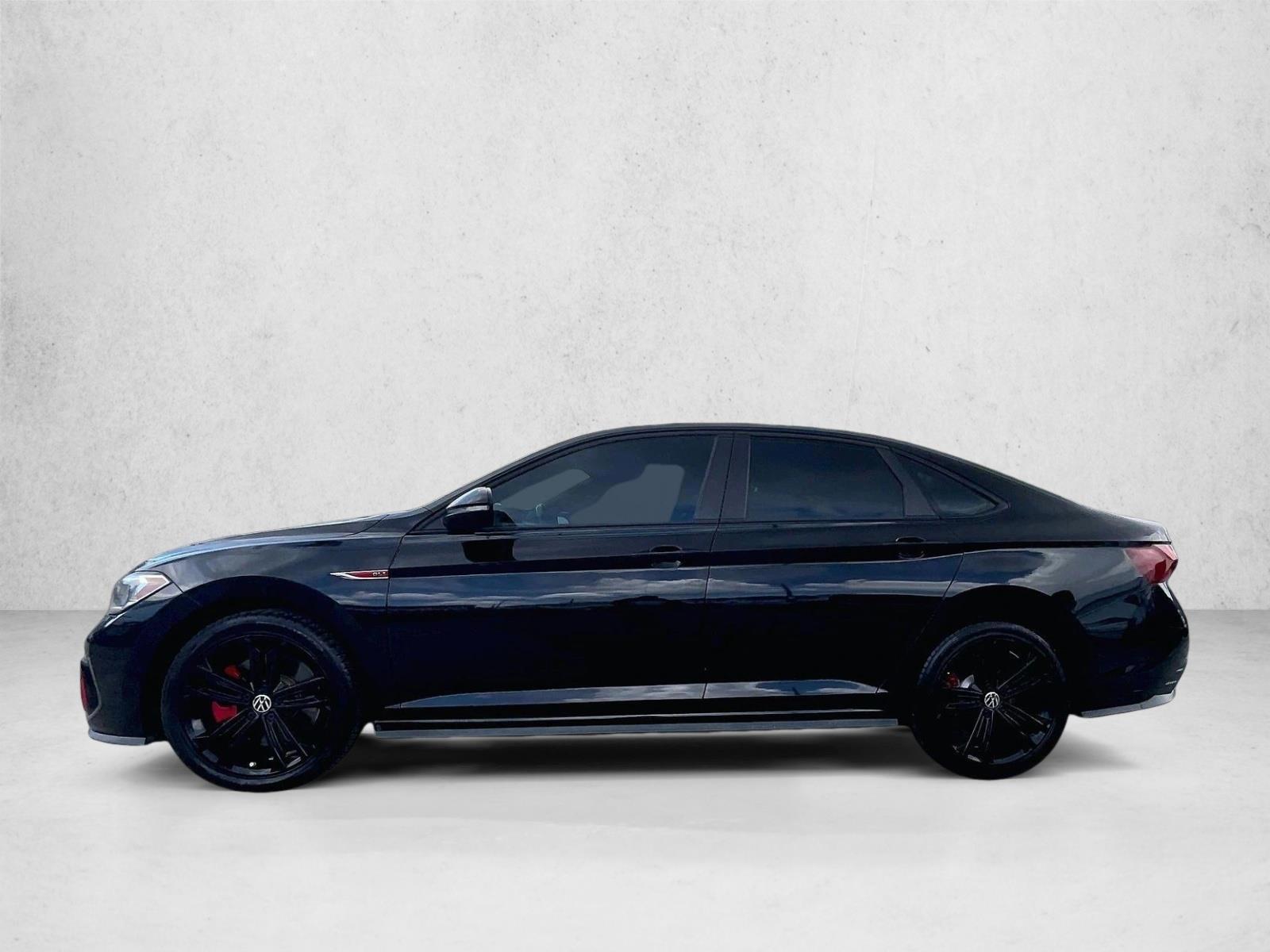 Thumbnail: 2022 Volkswagen Jetta - 2