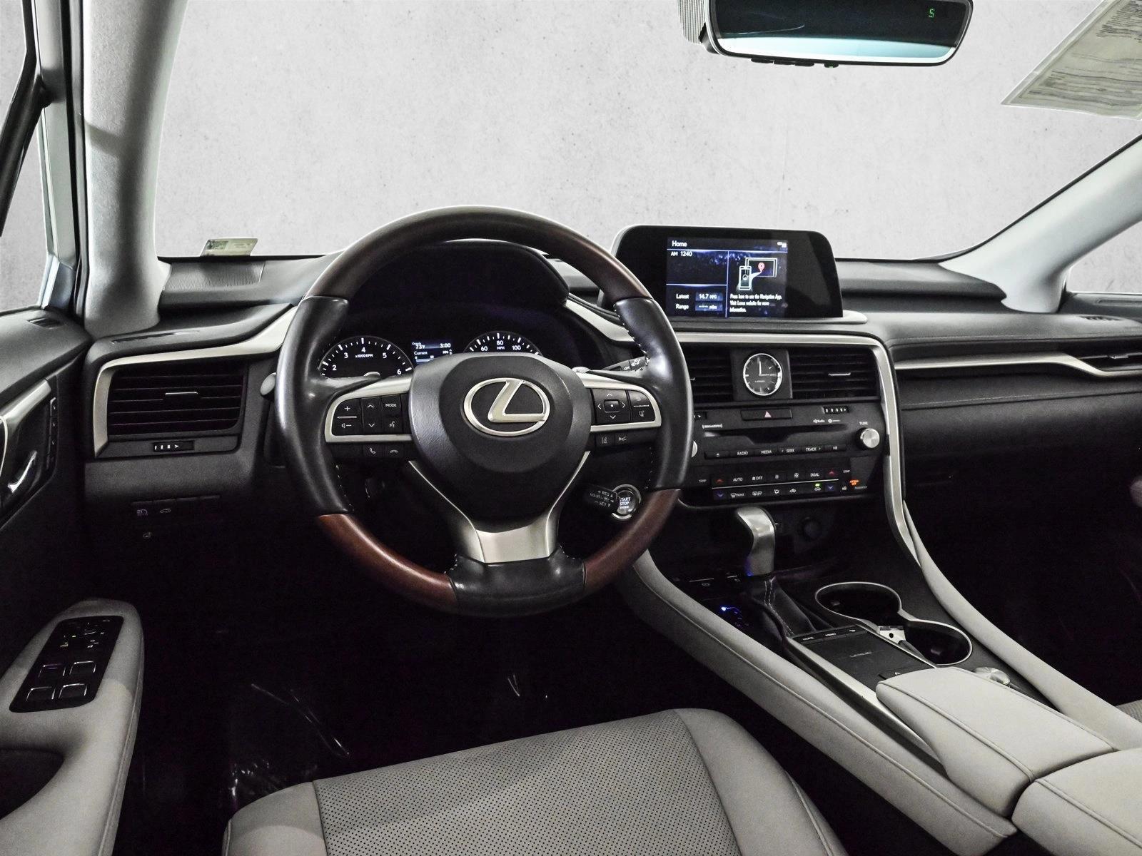 Thumbnail: 2021 Lexus RX - 3