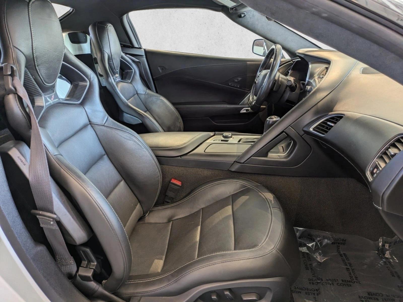 2016 Chevrolet Corvette 3LT - Photo 16