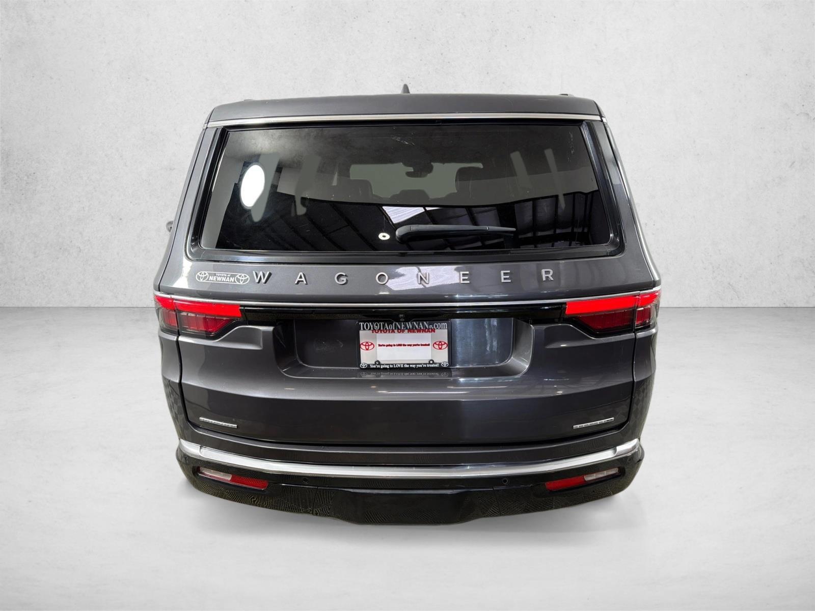 2022 Jeep Wagoneer