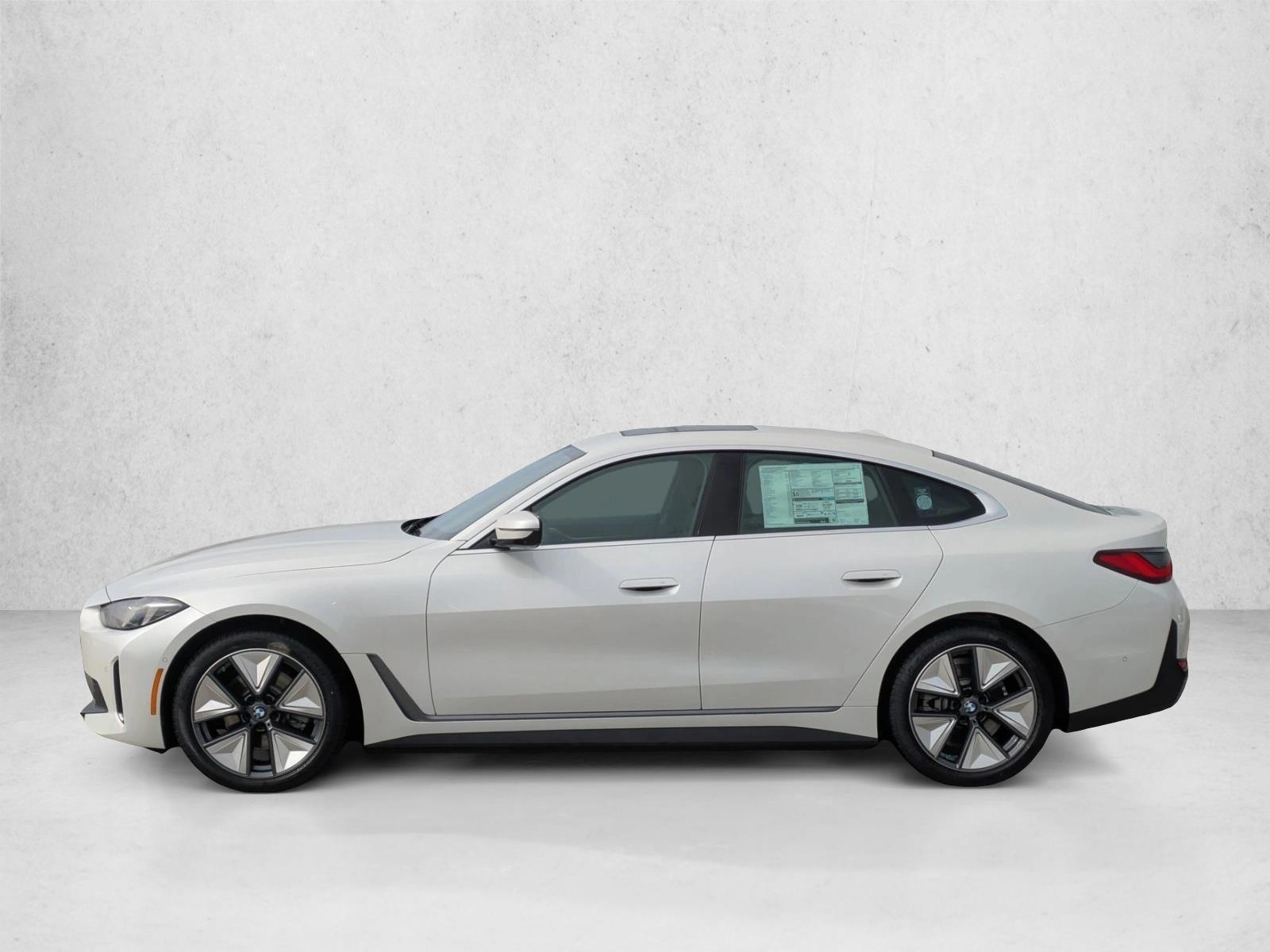 Thumbnail: 2026 BMW i4 - 2