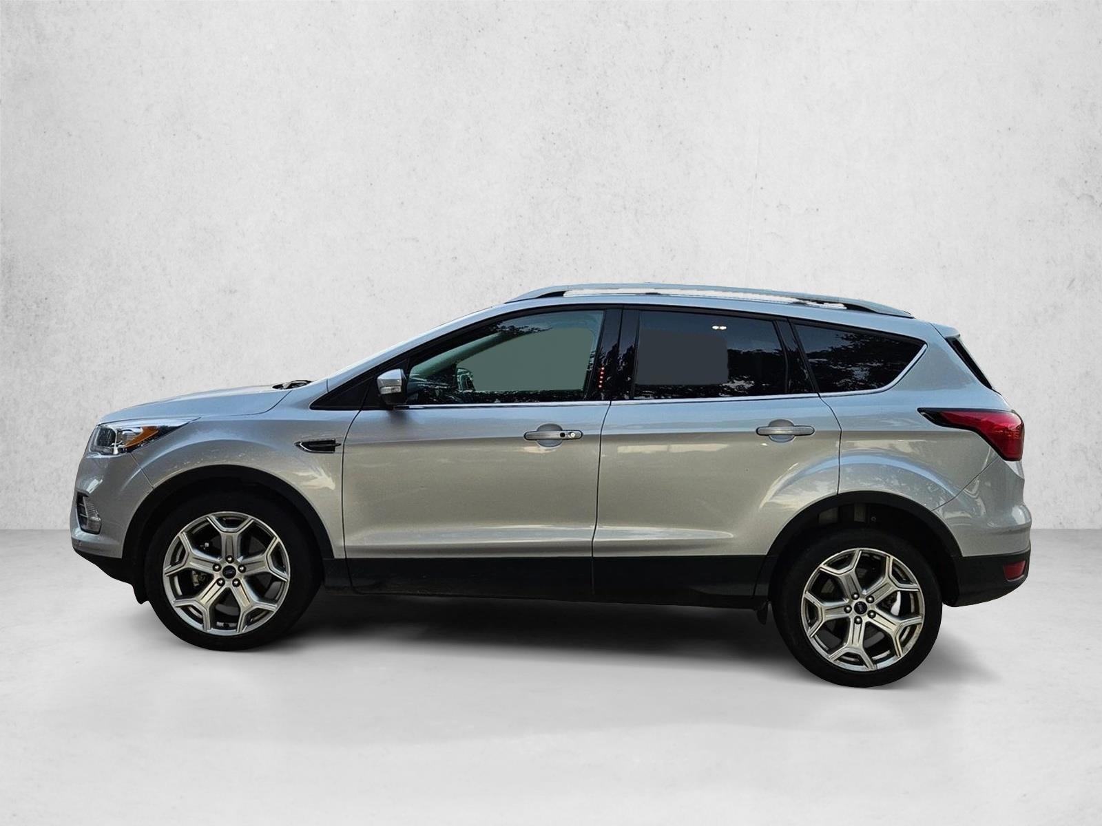 Thumbnail: 2019 Ford Escape - 2