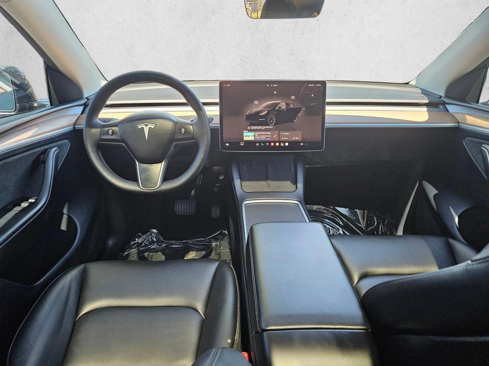 Thumbnail: 2023 Tesla Model Y - 3