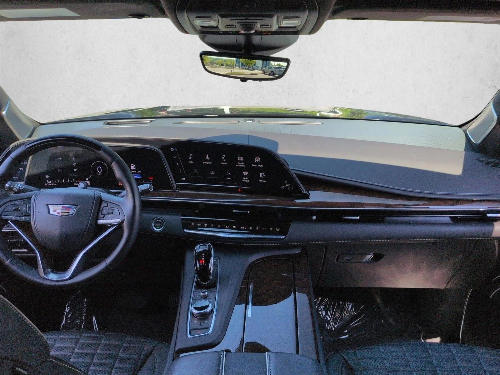 Thumbnail: 2022 Cadillac Escalade - 4