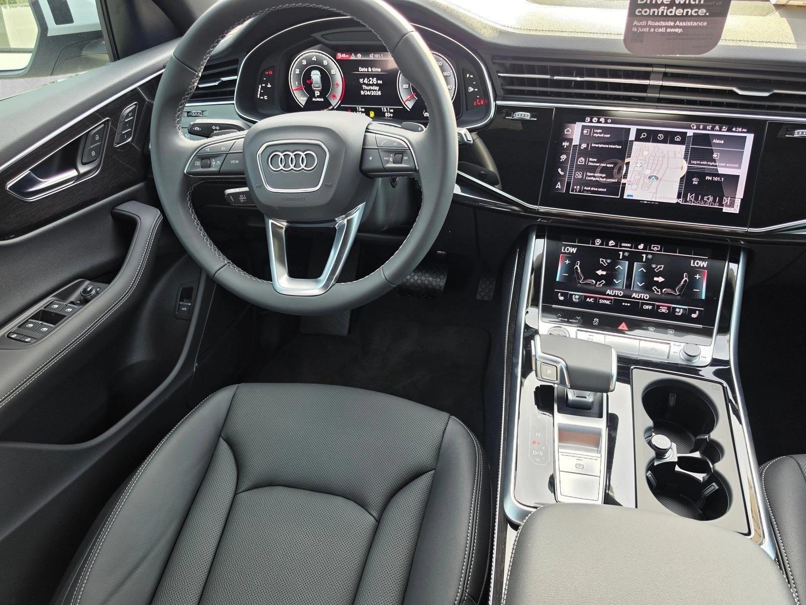 Thumbnail: 2026 Audi Q8 - 4