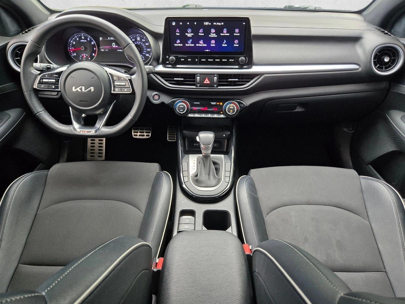 Thumbnail: 2023 Kia Forte - 3
