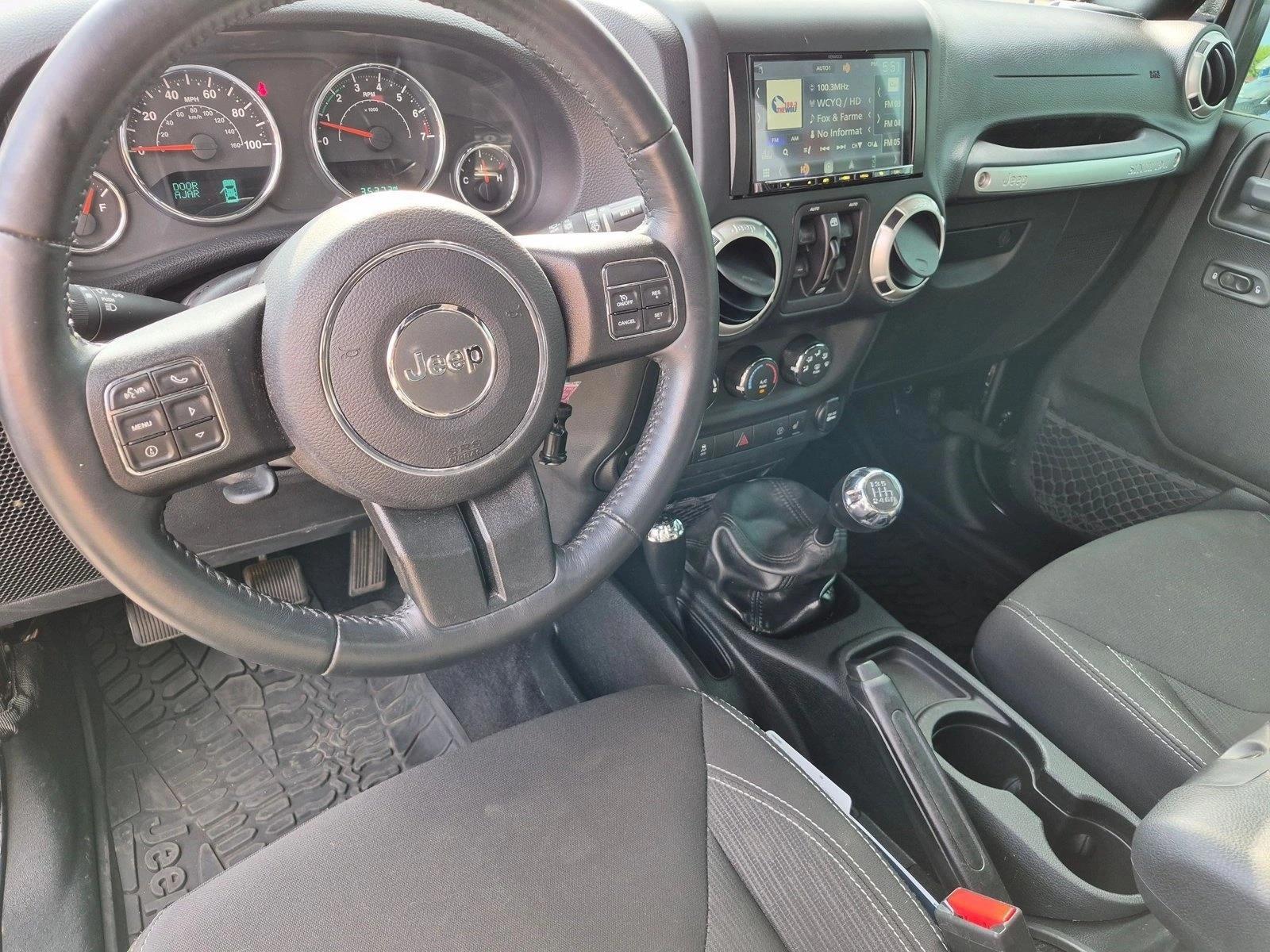 Thumbnail: 2017 Jeep Wrangler - 4