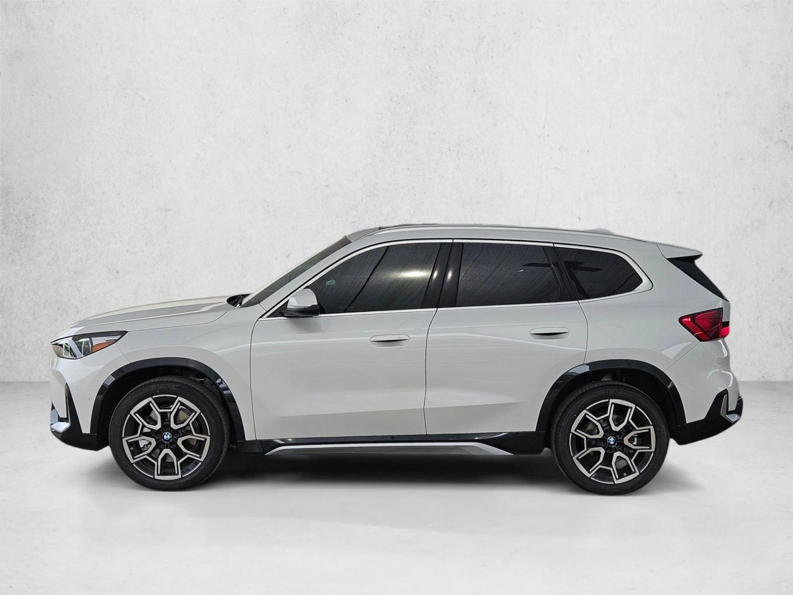 Thumbnail: 2026 BMW X1 - 2