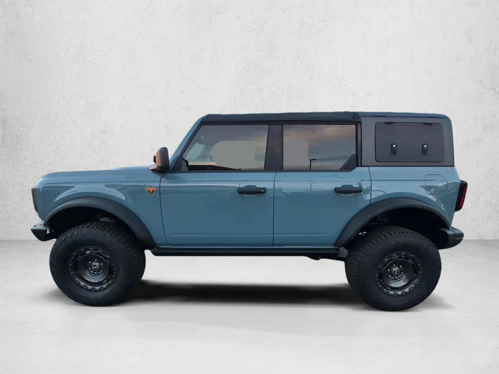 Thumbnail: 2023 Ford Bronco - 2