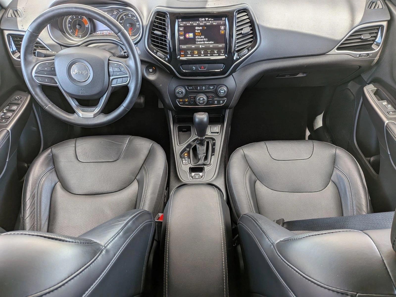 Thumbnail: 2019 Jeep Cherokee - 3