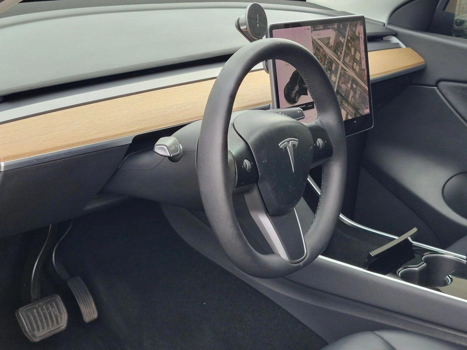 Thumbnail: 2021 Tesla Model Y - 4