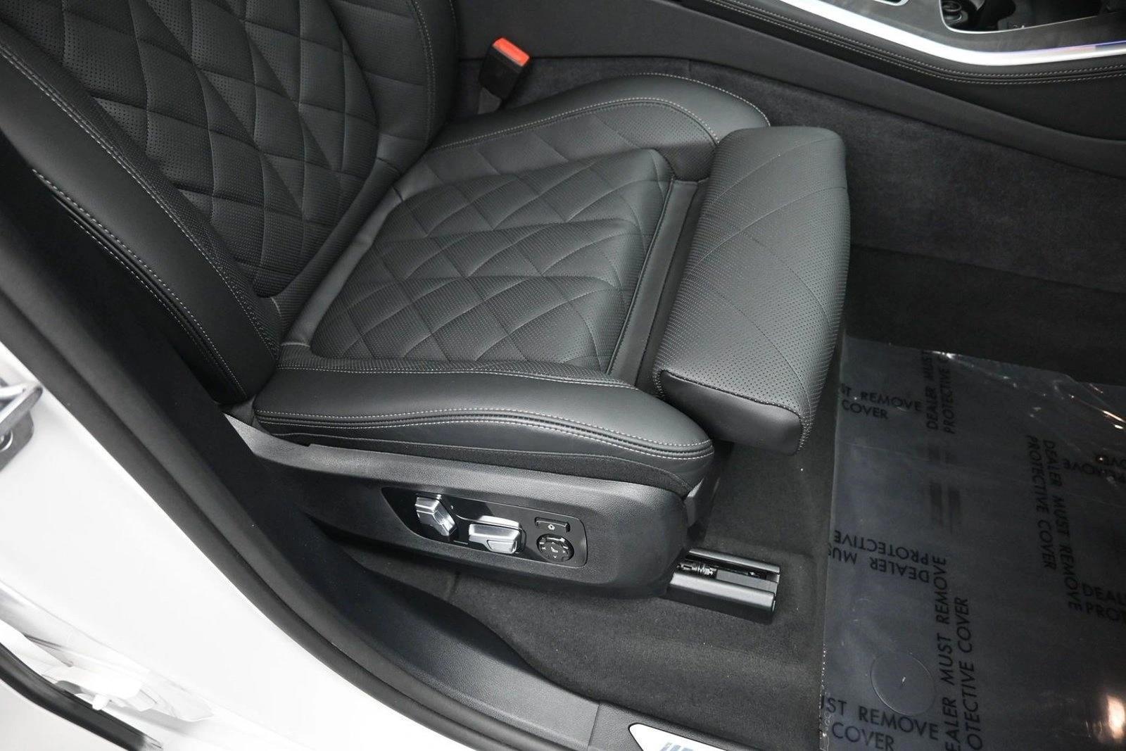 Thumbnail: 2026 BMW X5 - 4