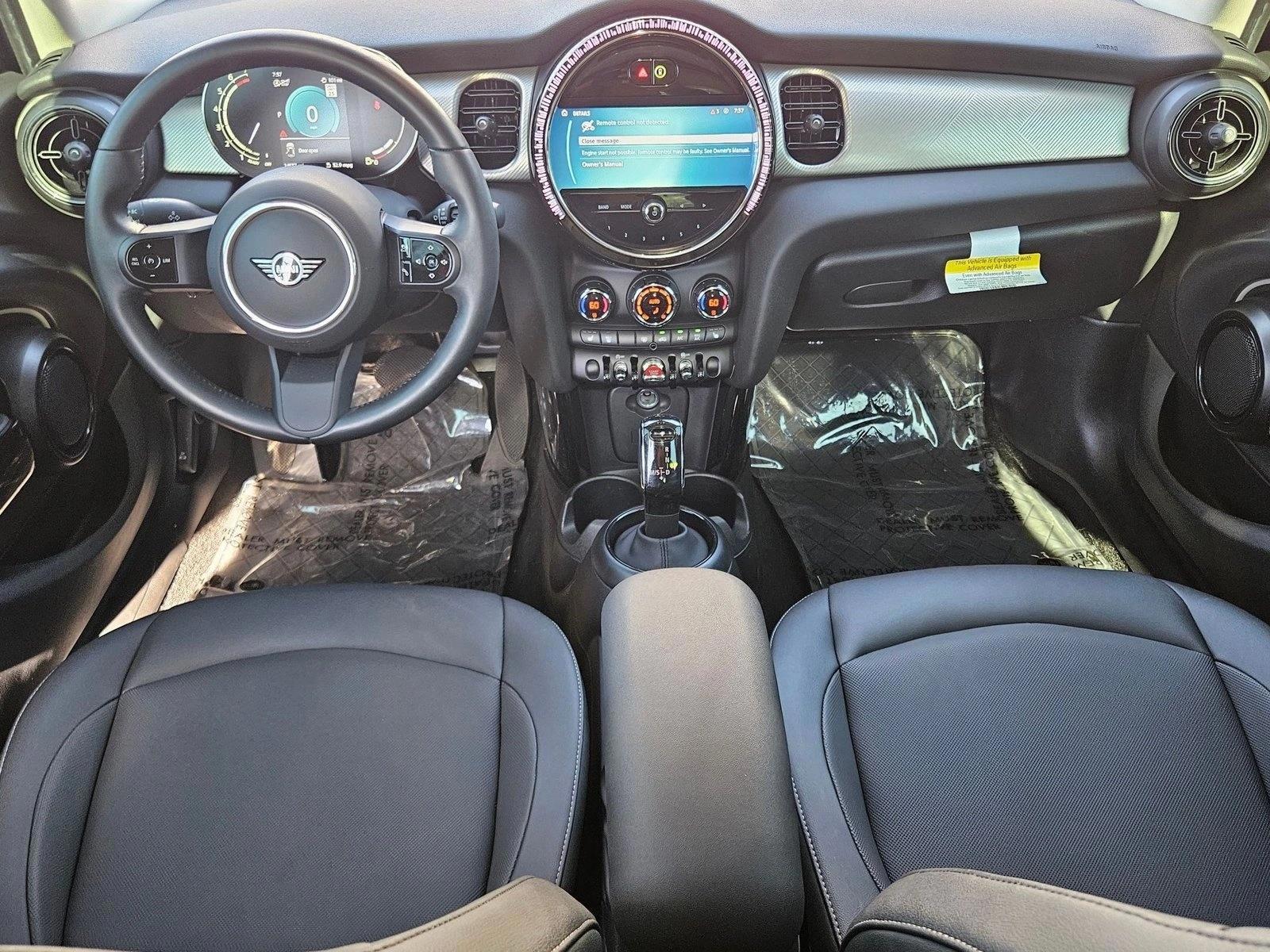 Thumbnail: 2024 MINI Cooper Hardtop - 4