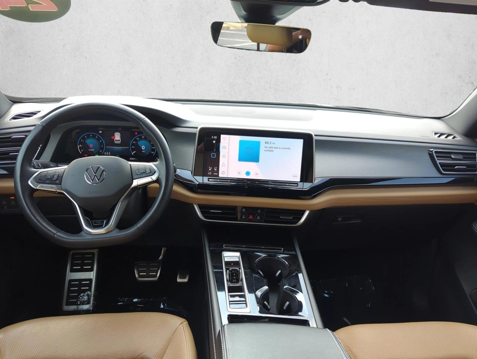 Thumbnail: 2024 Volkswagen Atlas - 4
