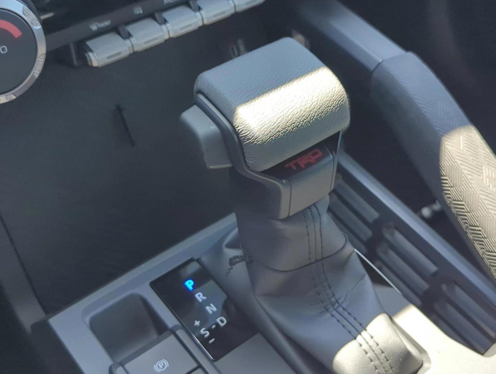 2025 Toyota Tacoma TRD Sport - Photo 12
