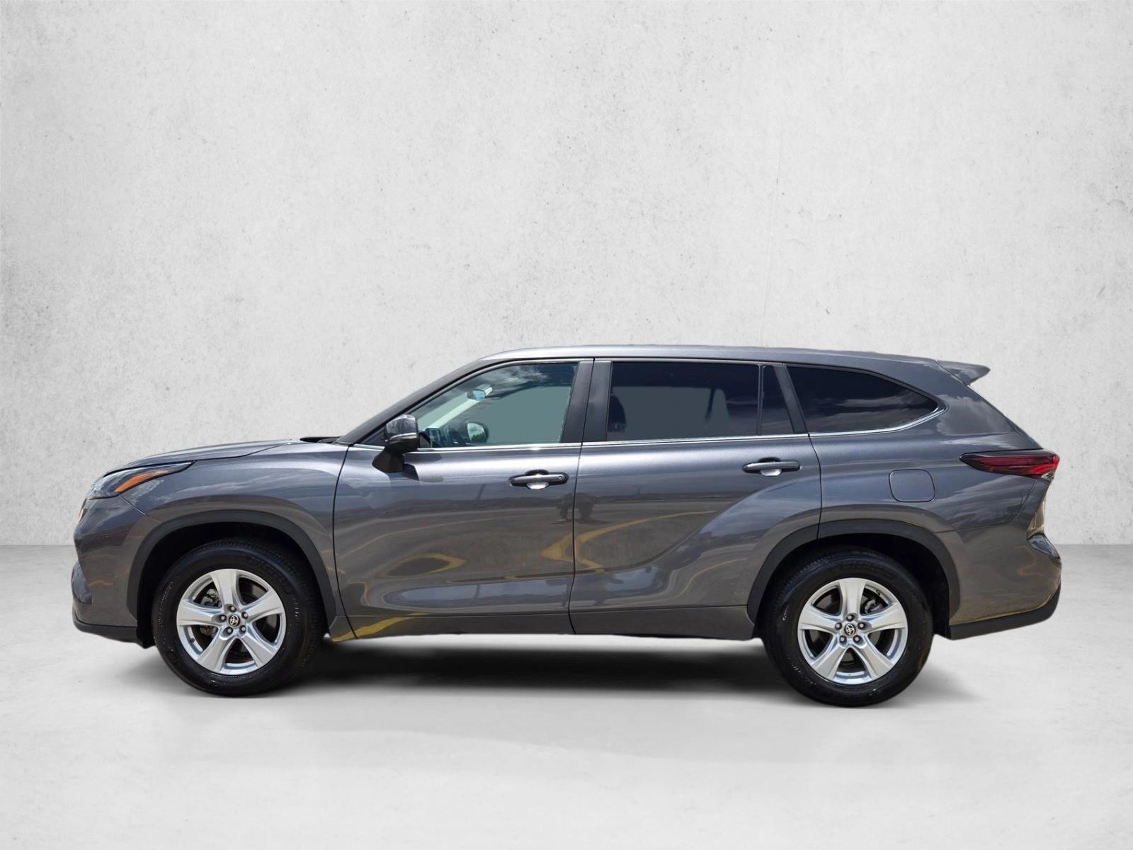 Thumbnail: 2025 Toyota Highlander - 2