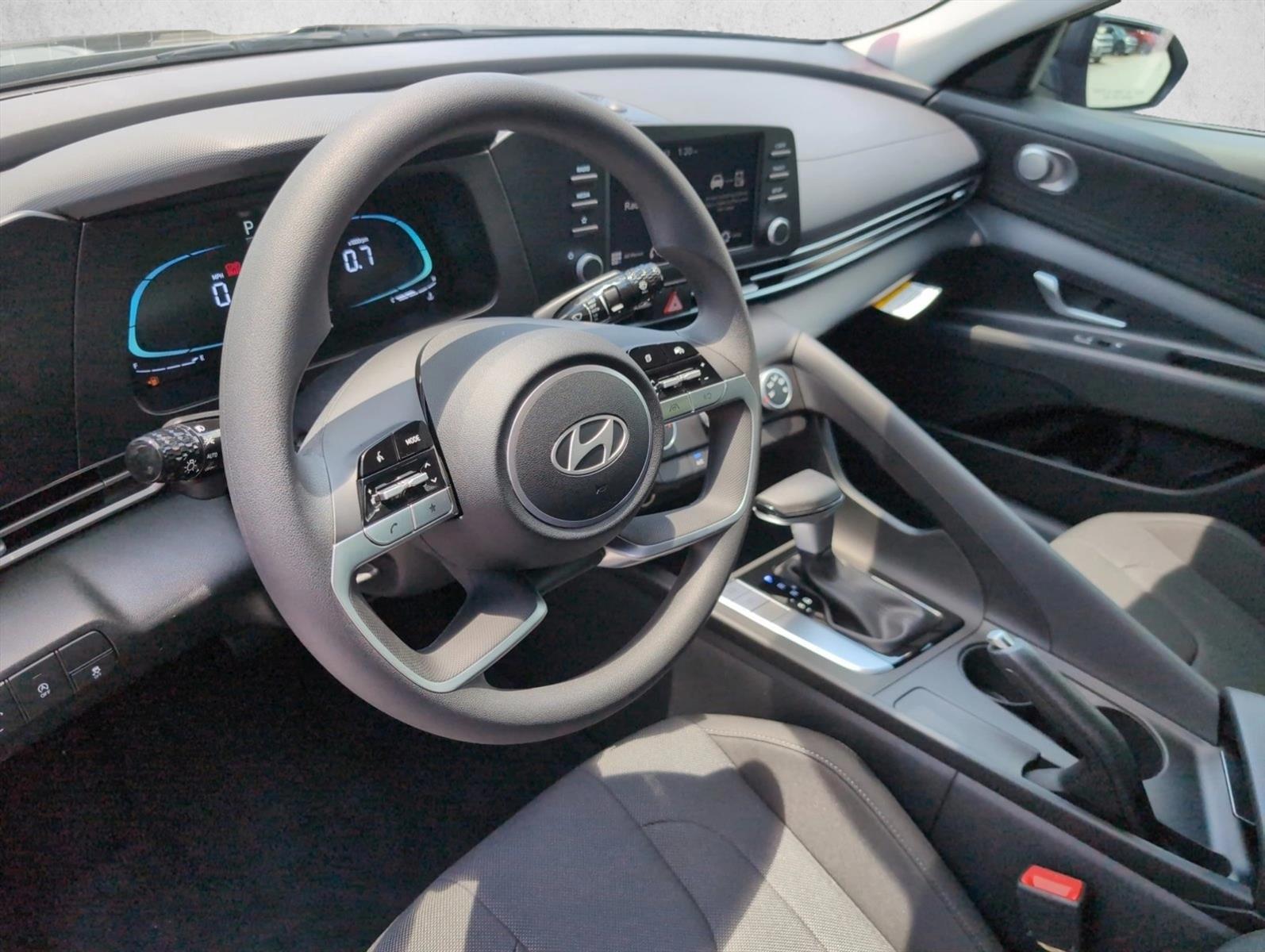 Thumbnail: 2026 Hyundai Elantra - 3