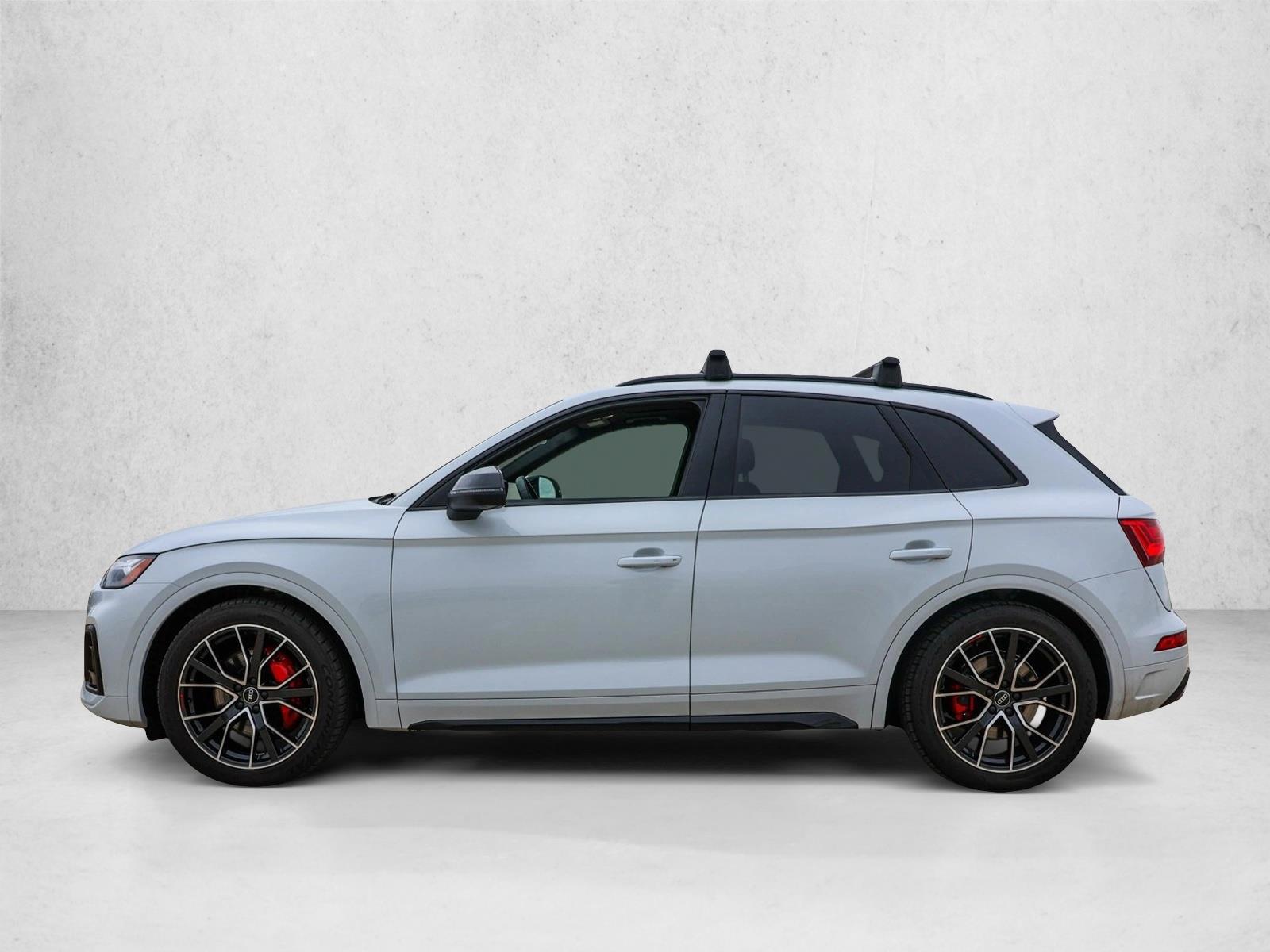 Thumbnail: 2023 Audi SQ5 - 2