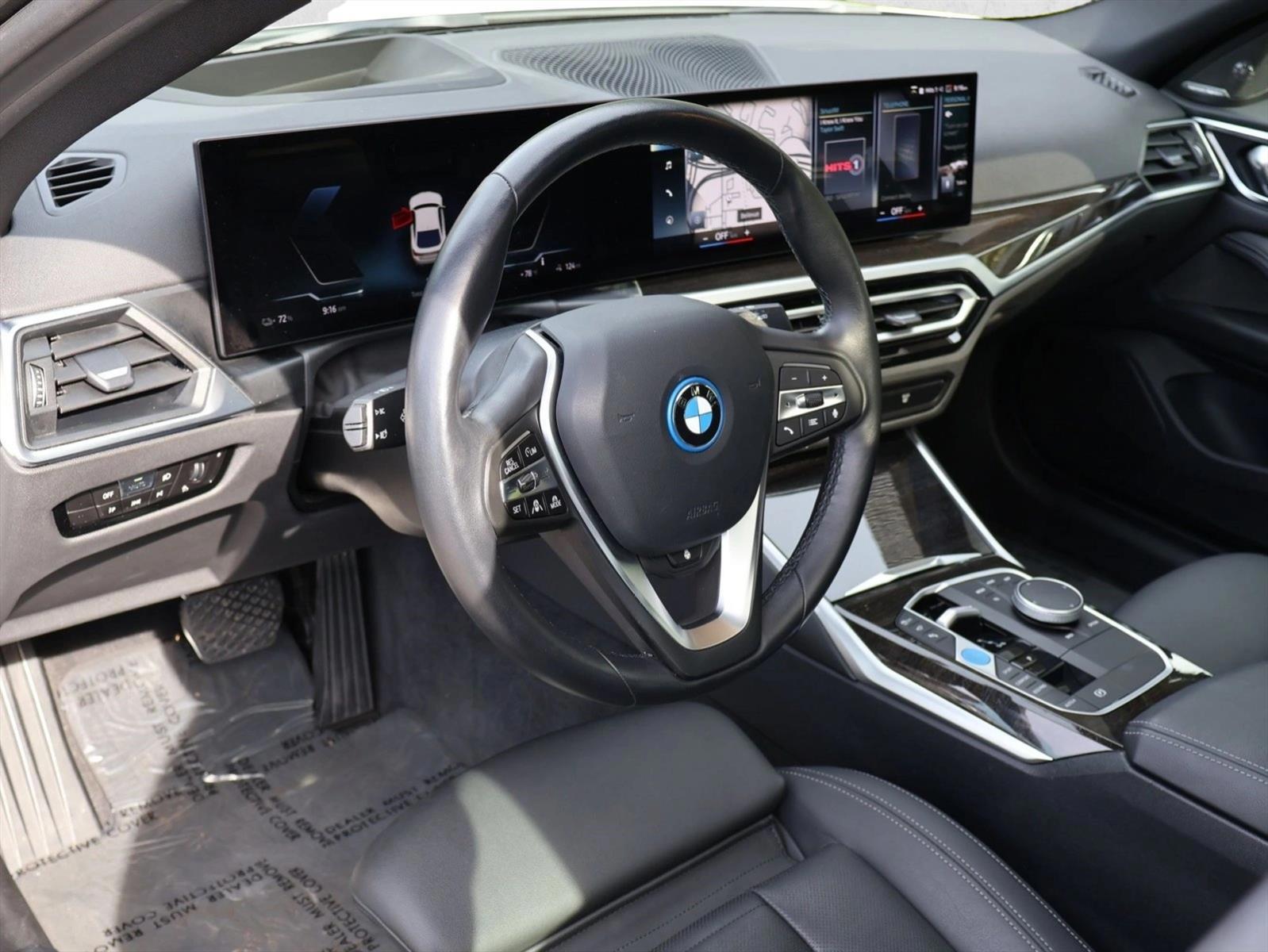 Thumbnail: 2023 BMW i4 - 3