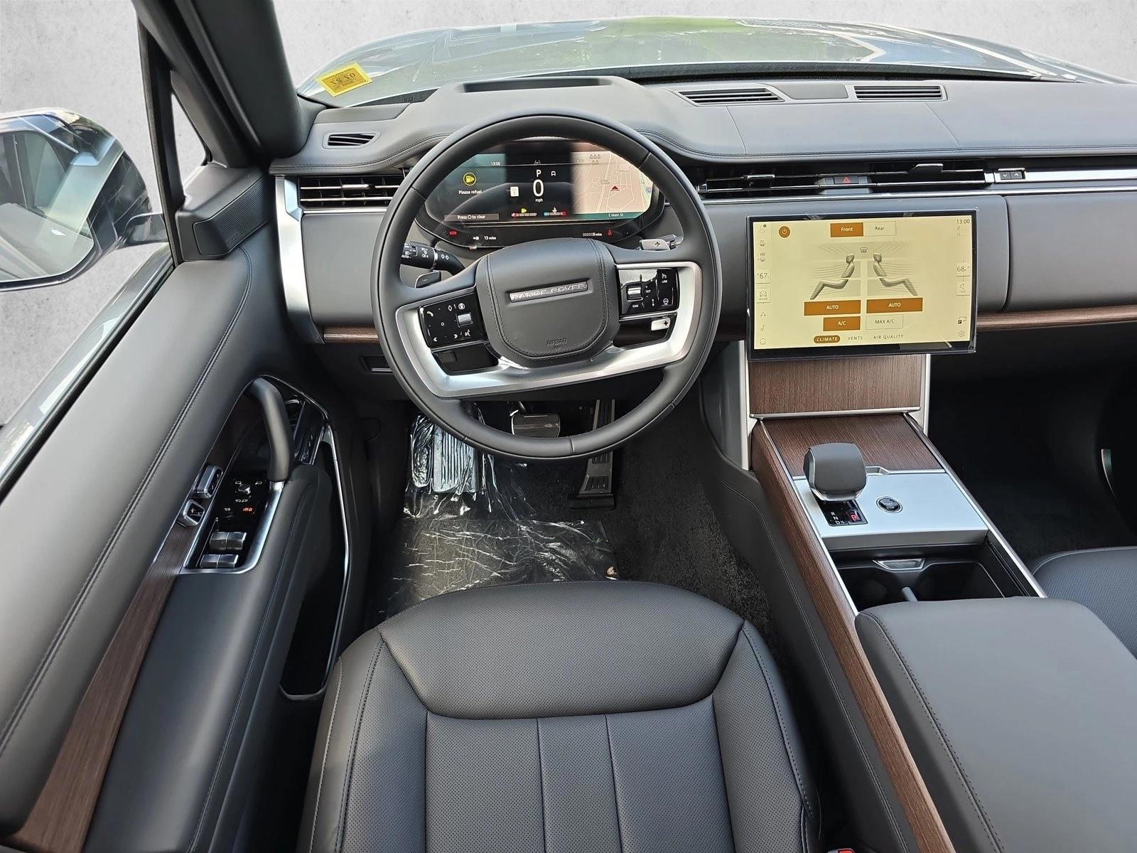 Thumbnail: 2026 Land Rover Range Rover - 4
