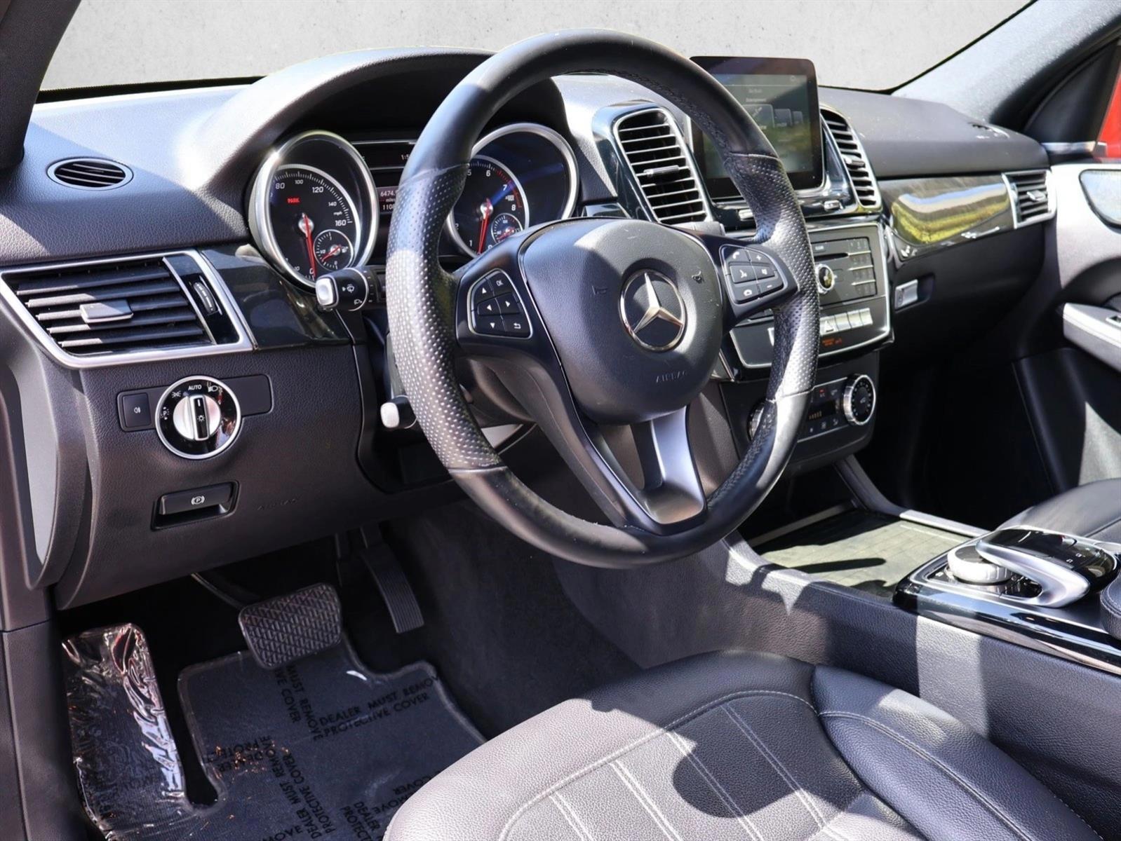 Thumbnail: 2016 Mercedes-Benz GLE - 3