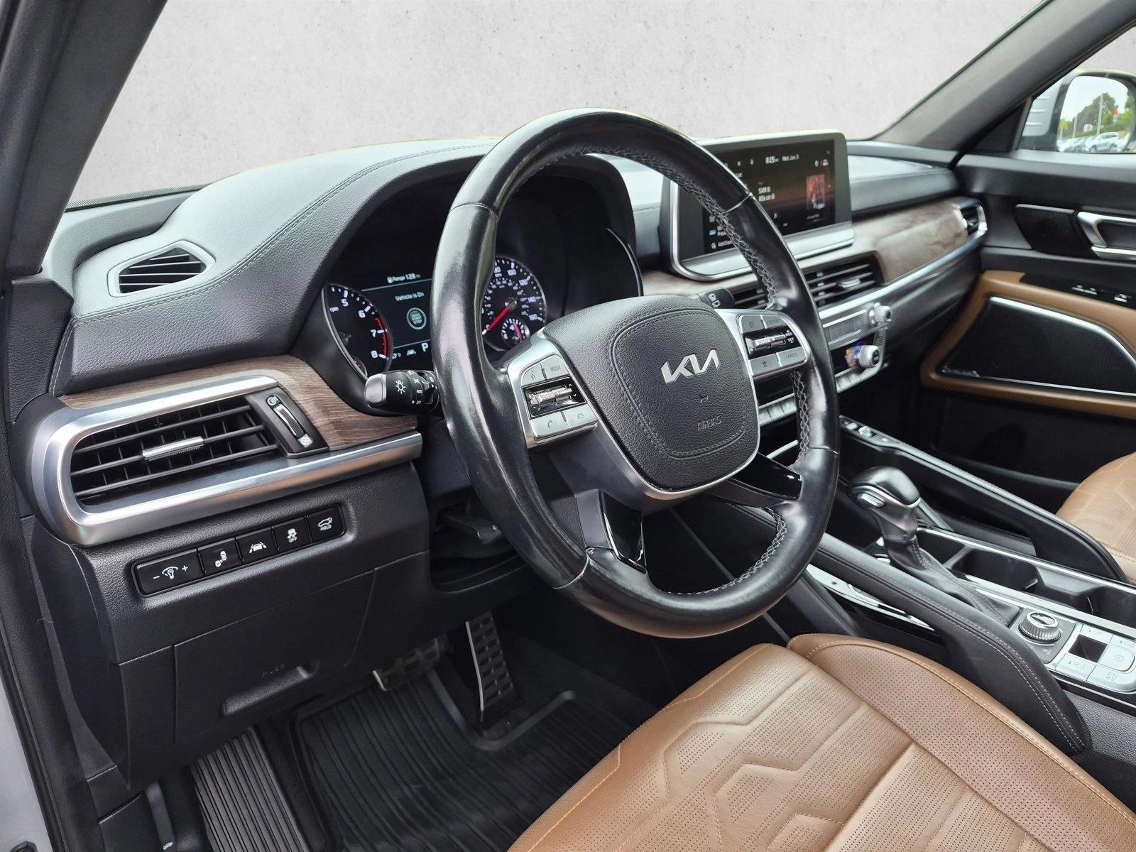 Thumbnail: 2022 Kia Telluride - 3