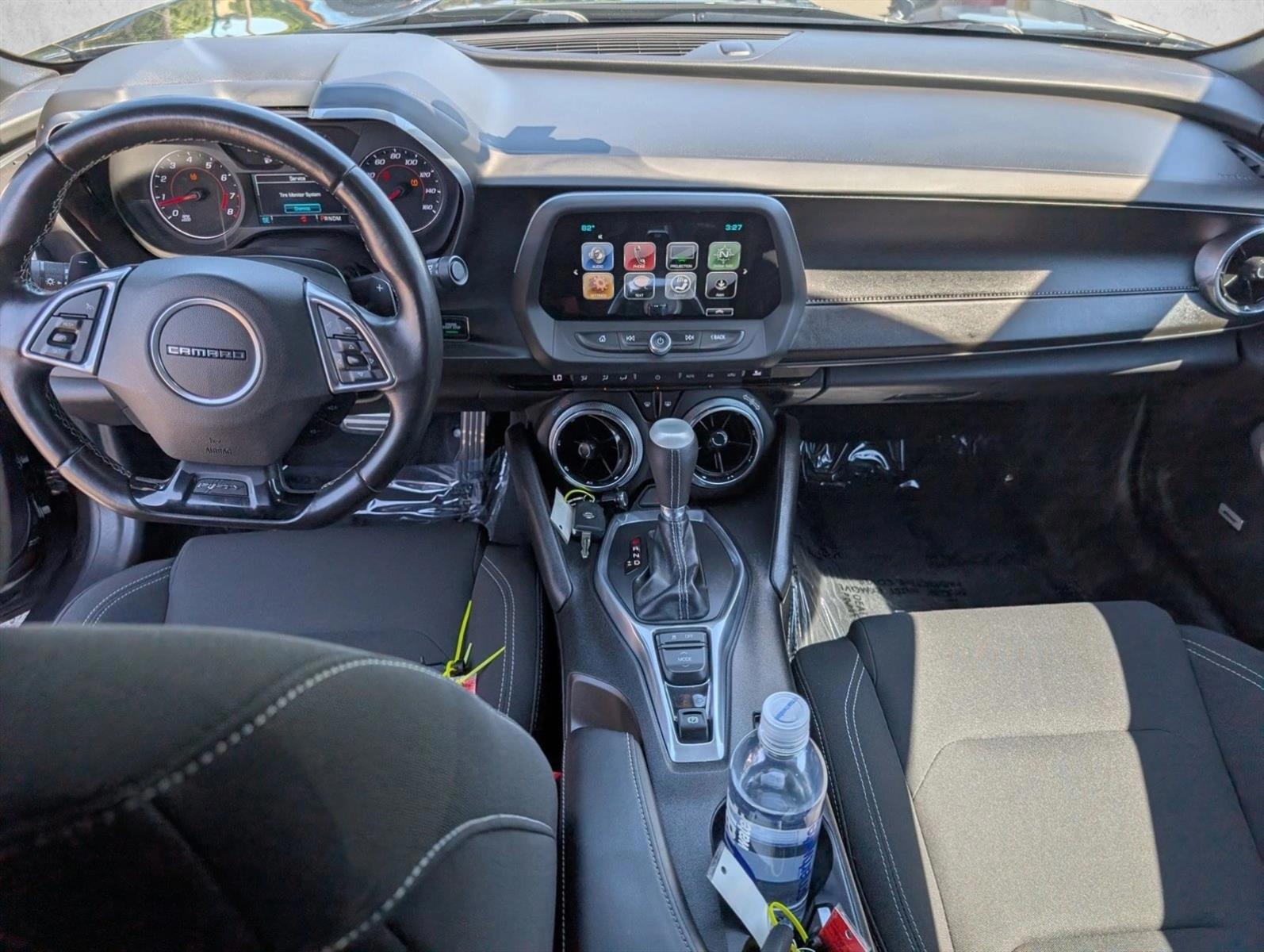 Thumbnail: 2017 Chevrolet Camaro - 4