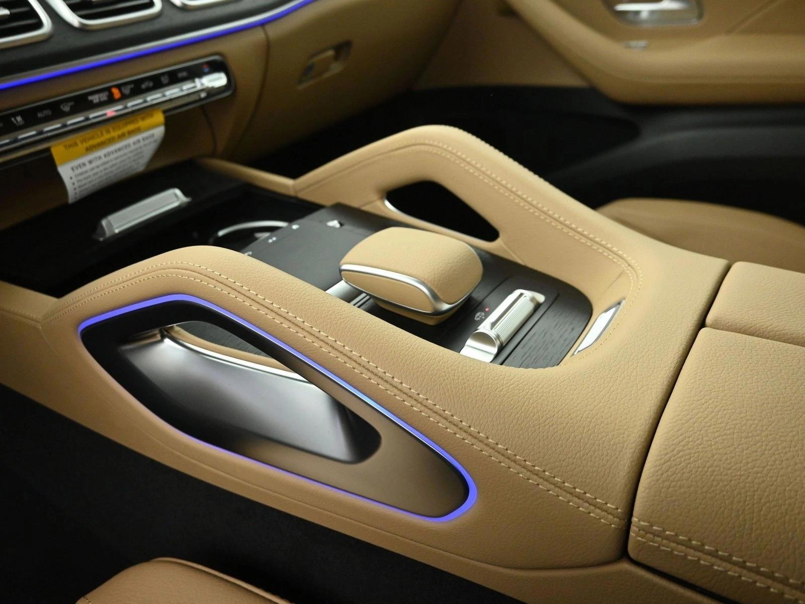 Thumbnail: 2026 Mercedes-Benz GLS - 4