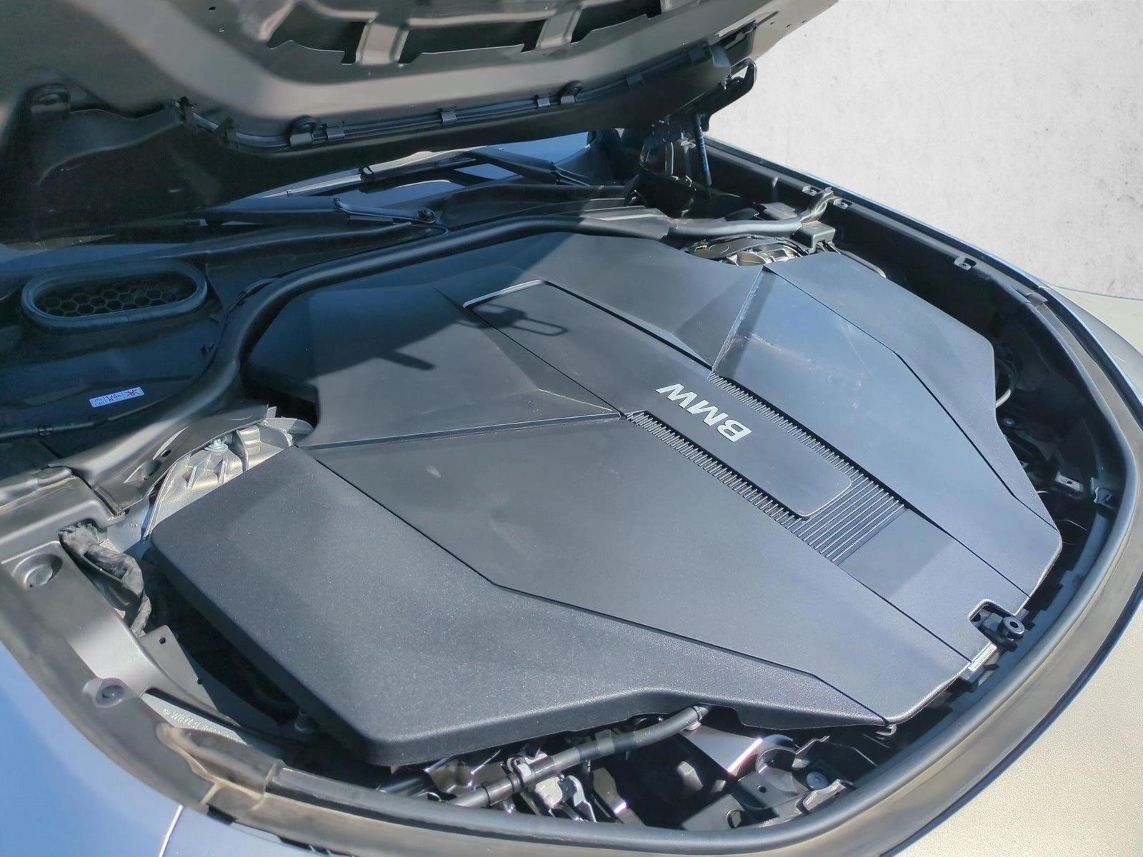2025 BMW i7 50 - Photo 25