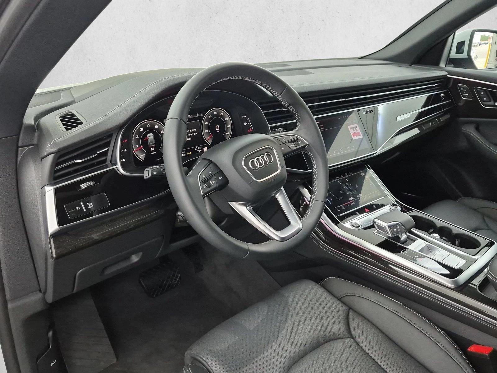 Thumbnail: 2026 Audi Q8 - 3