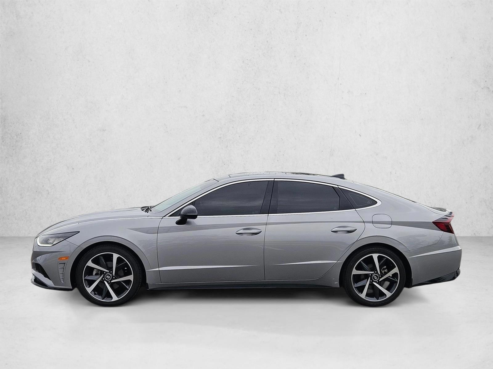 Thumbnail: 2023 Hyundai Sonata - 2