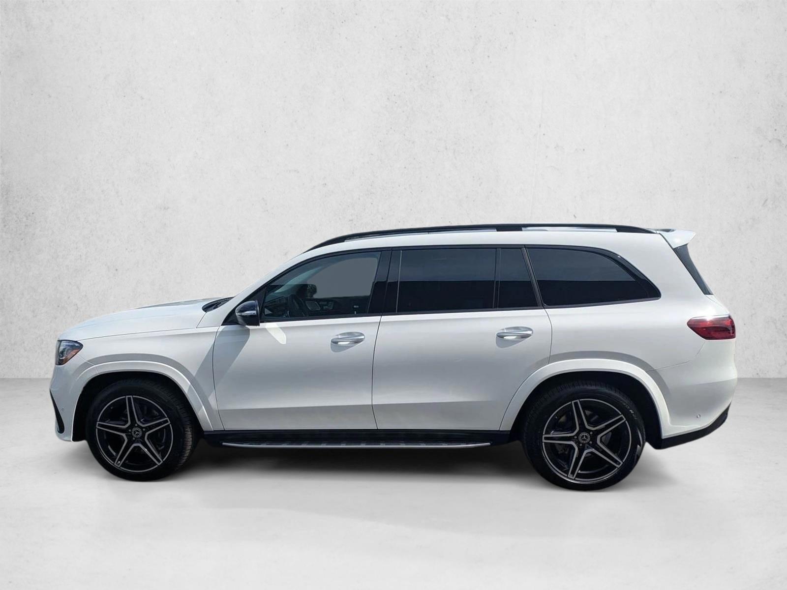 Thumbnail: 2026 Mercedes-Benz GLS - 2