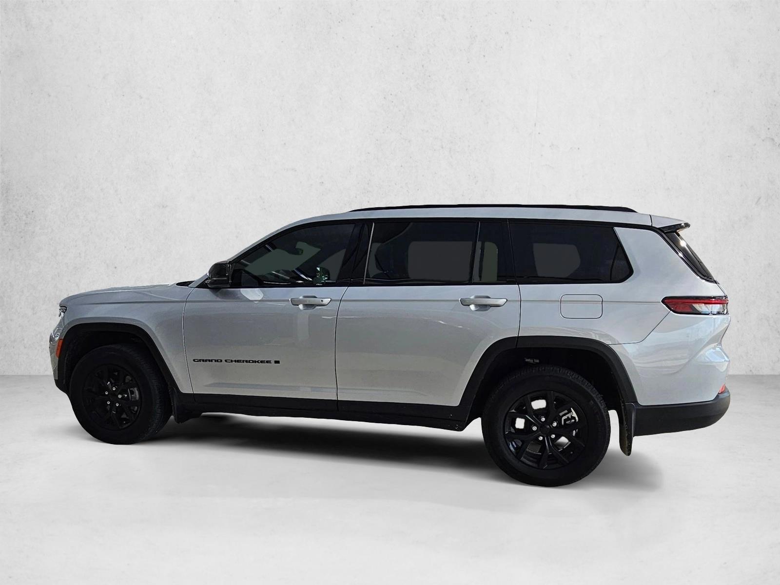Thumbnail: 2025 Jeep Grand Cherokee L - 2