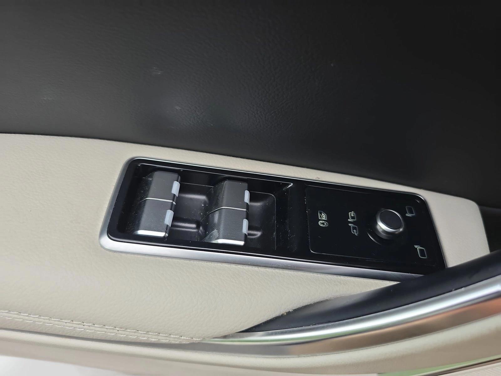 2024 Jaguar XF R-Dynamic SE - Photo 28