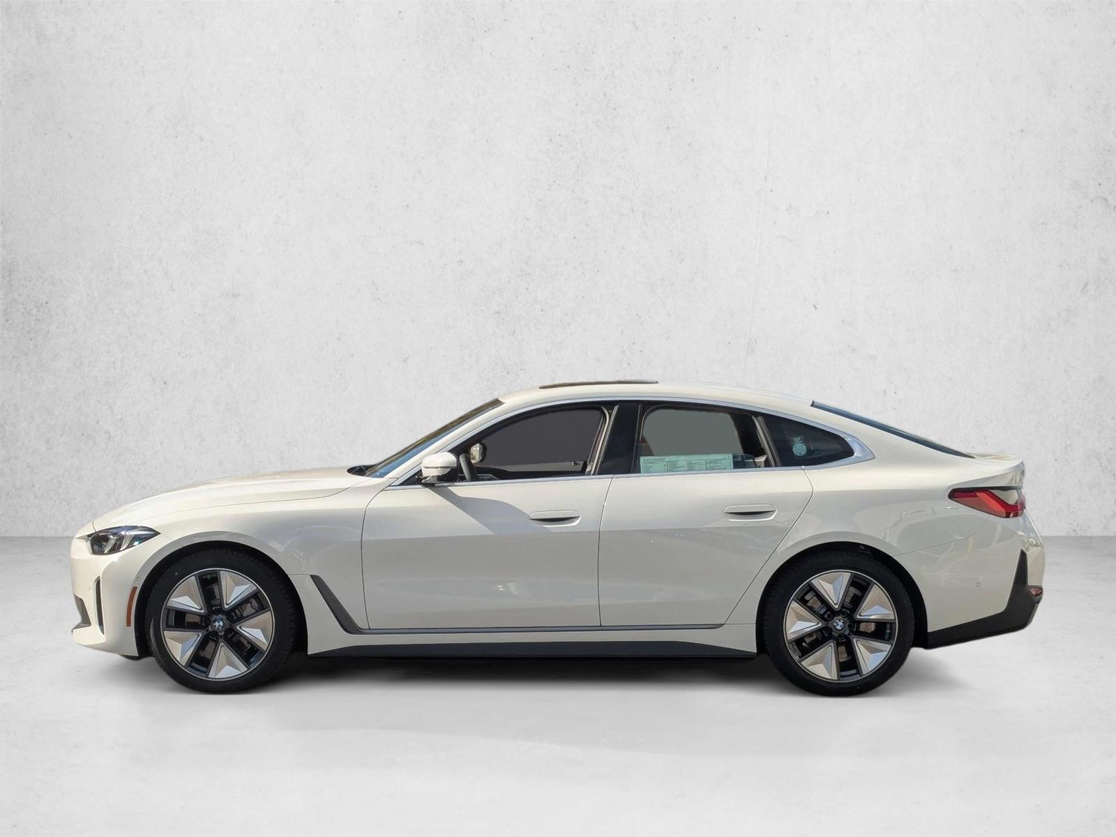 Thumbnail: 2025 BMW i4 - 2