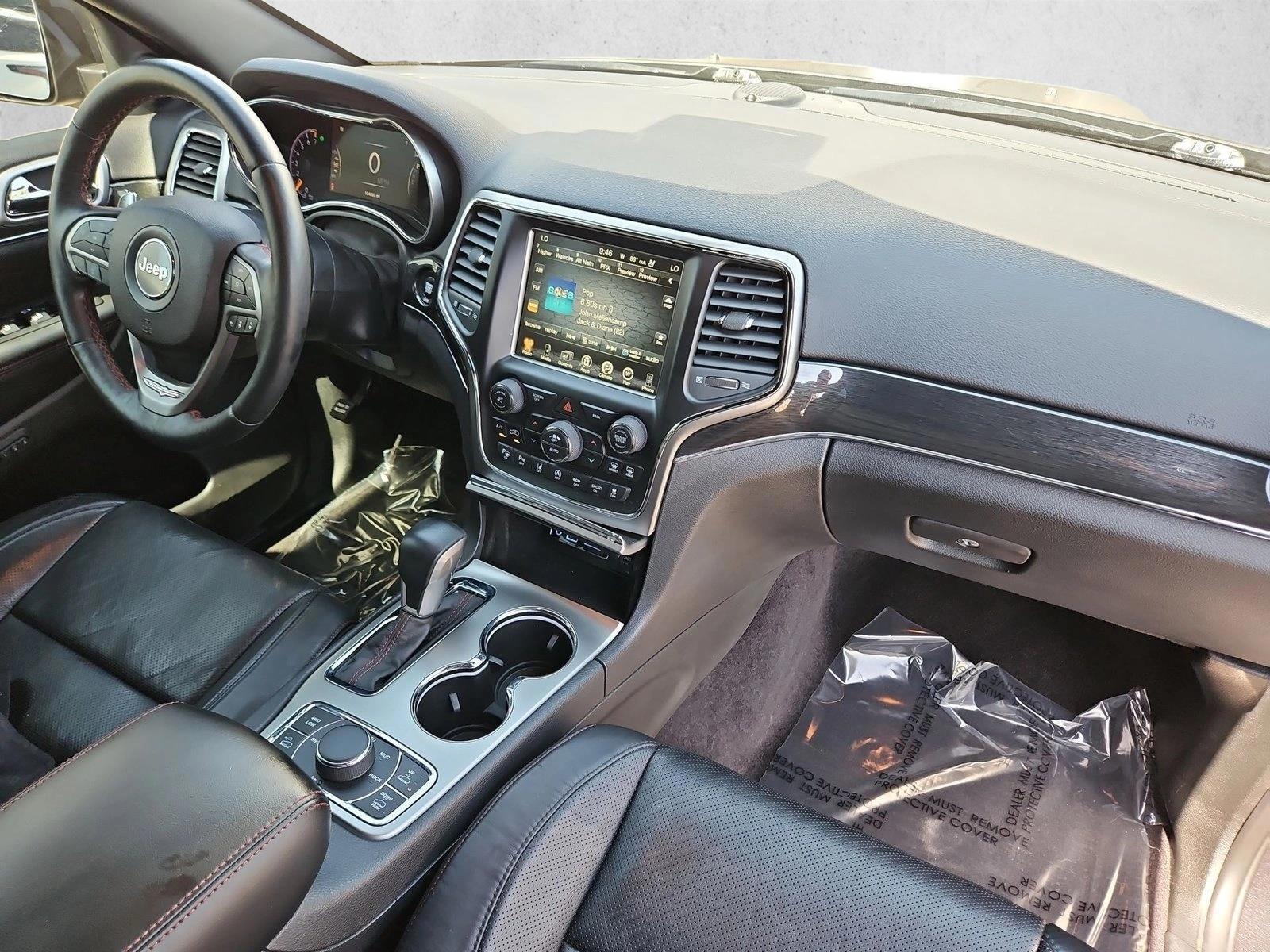 Thumbnail: 2017 Jeep Grand Cherokee - 6