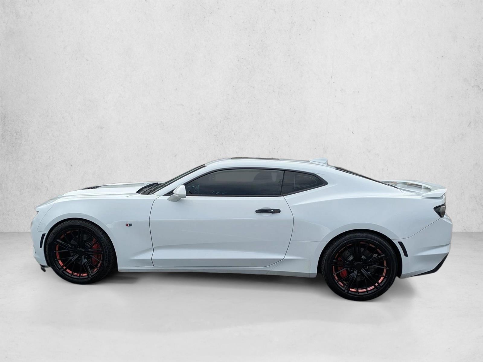 Thumbnail: 2019 Chevrolet Camaro - 2