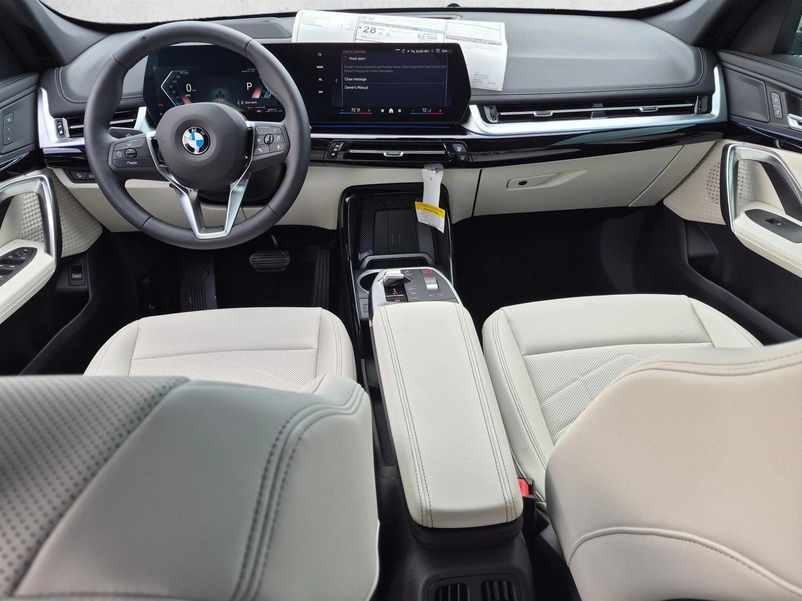 Thumbnail: 2027 BMW X1 - 4