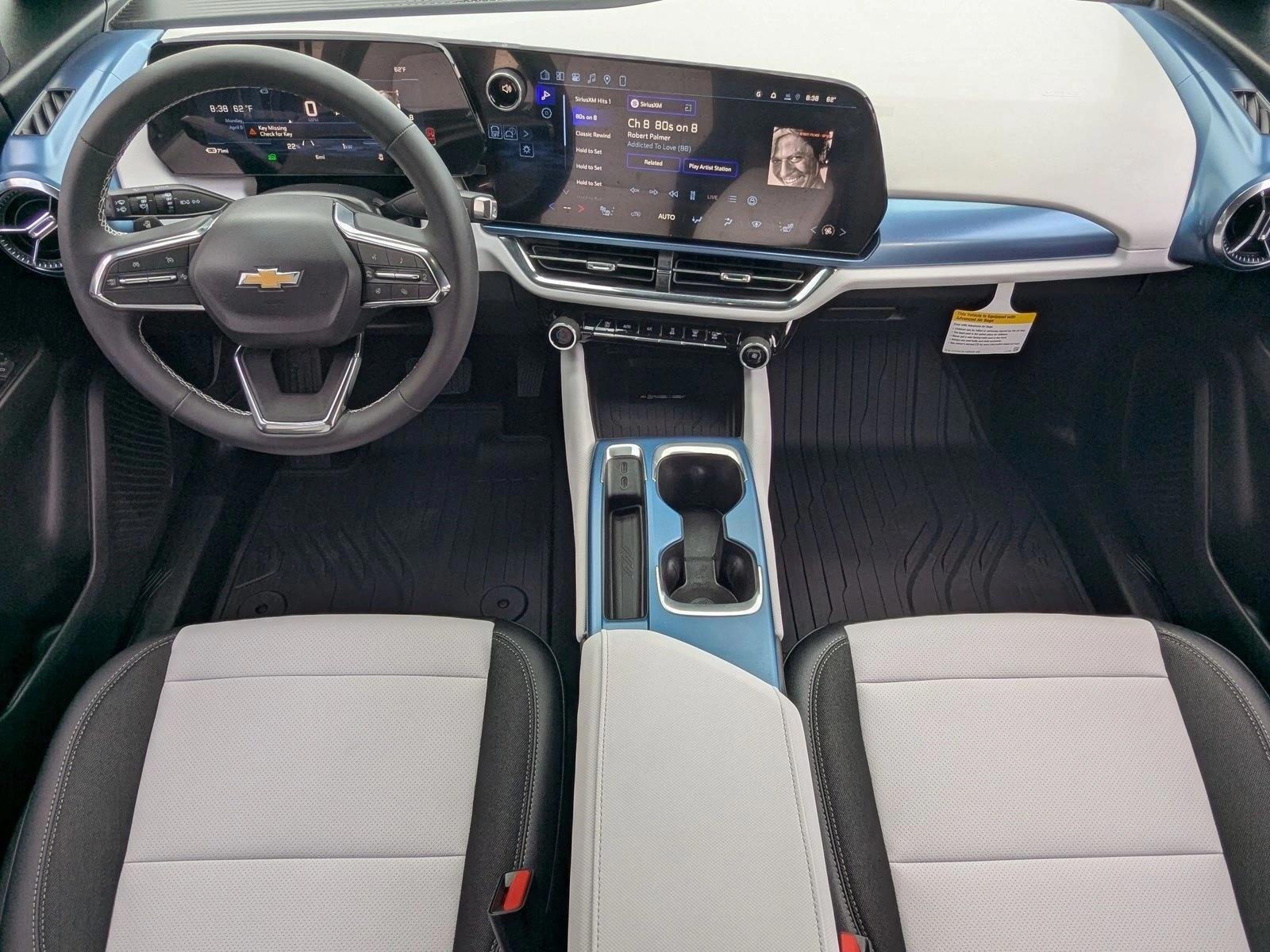 Thumbnail: 2026 Chevrolet Equinox - 4
