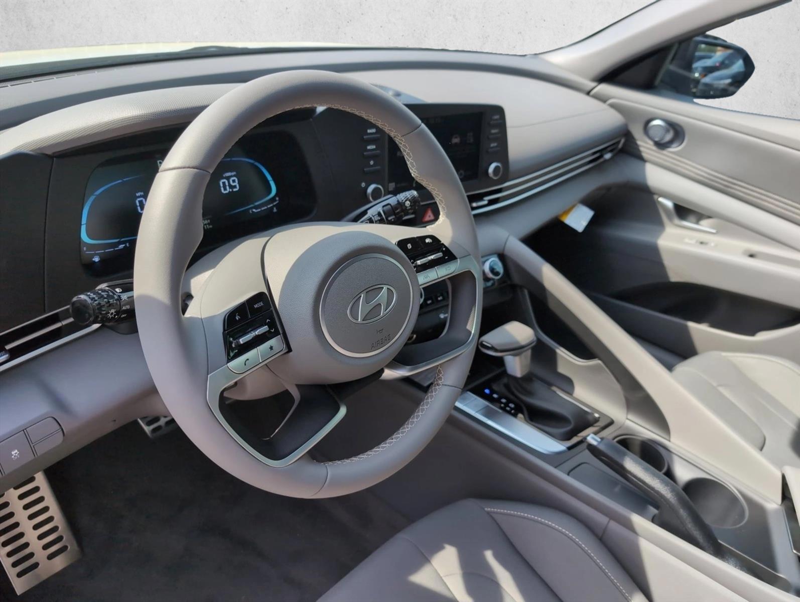 Thumbnail: 2026 Hyundai Elantra - 3