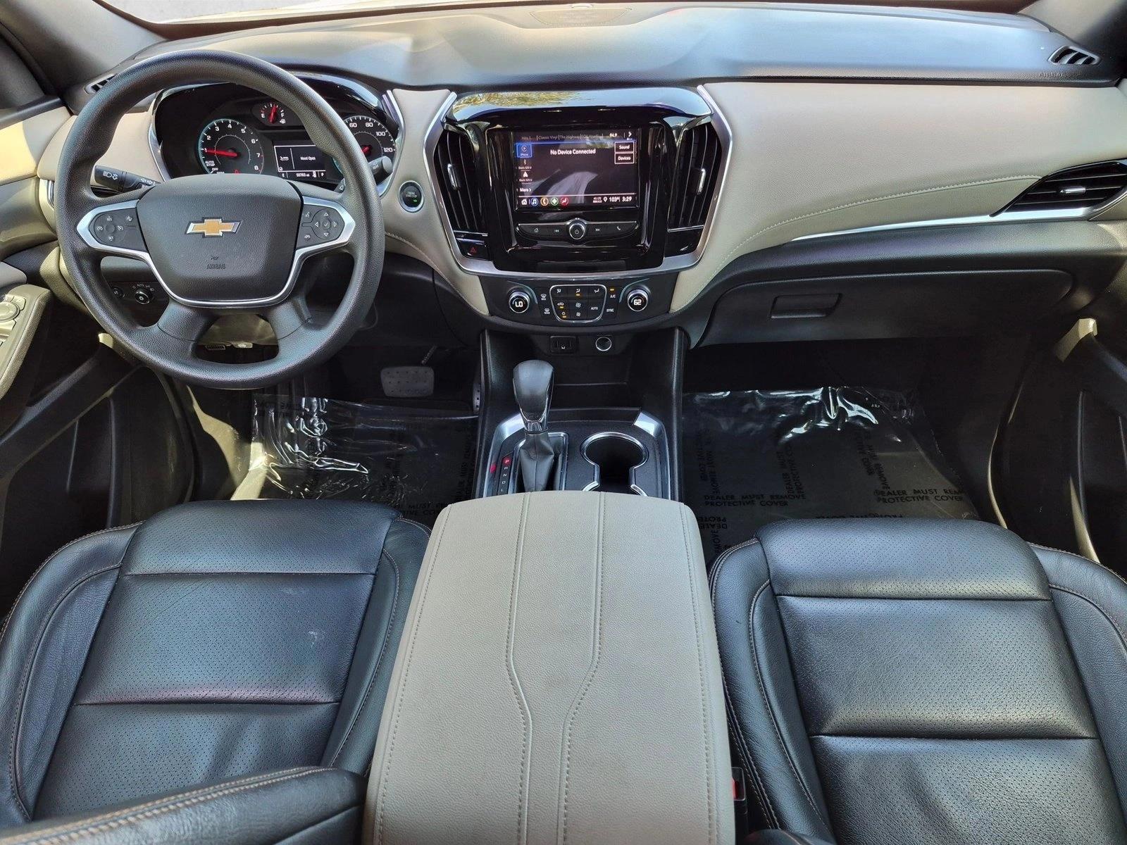 Thumbnail: 2022 Chevrolet Traverse - 3