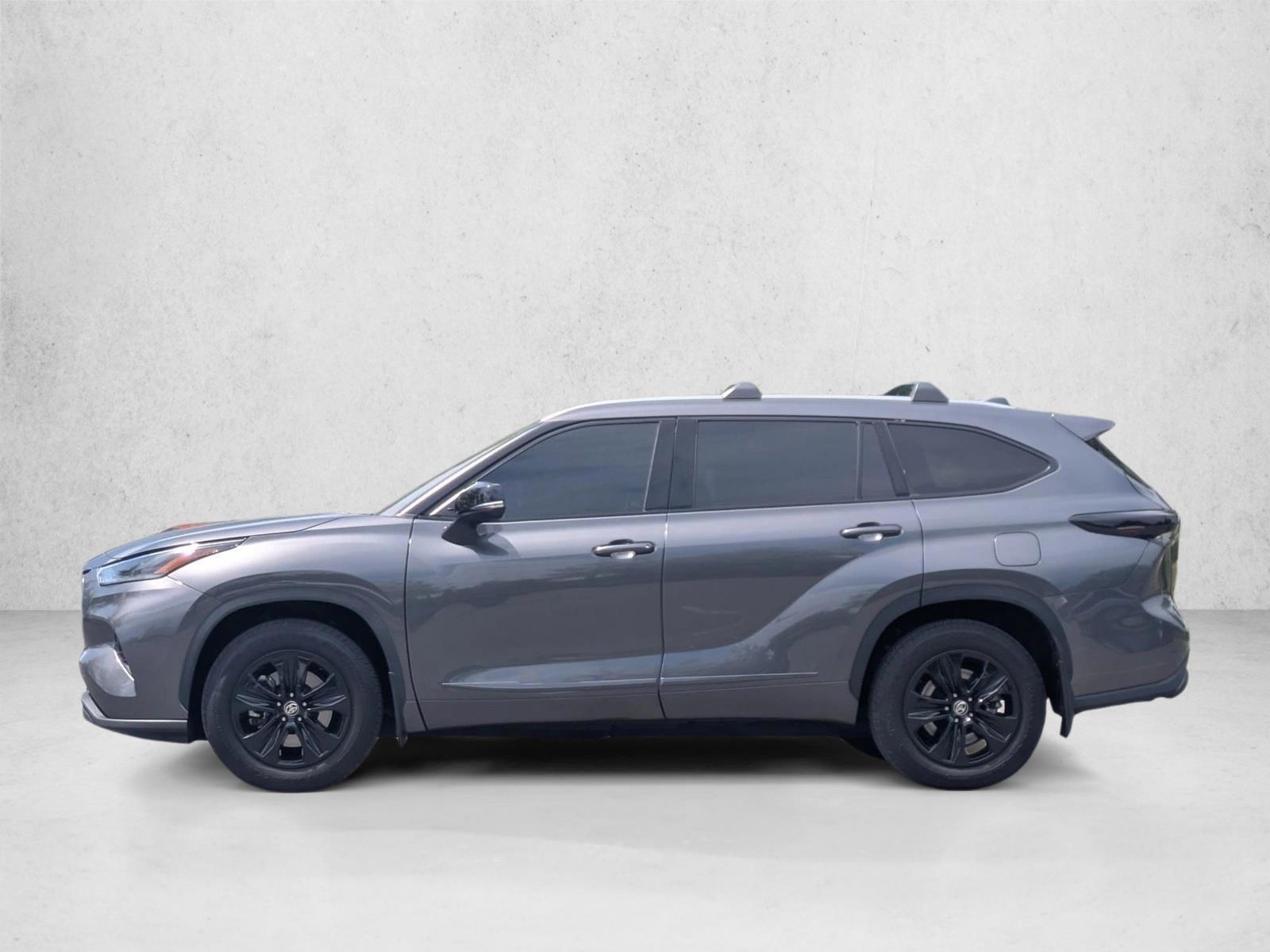 Thumbnail: 2021 Toyota Highlander - 2