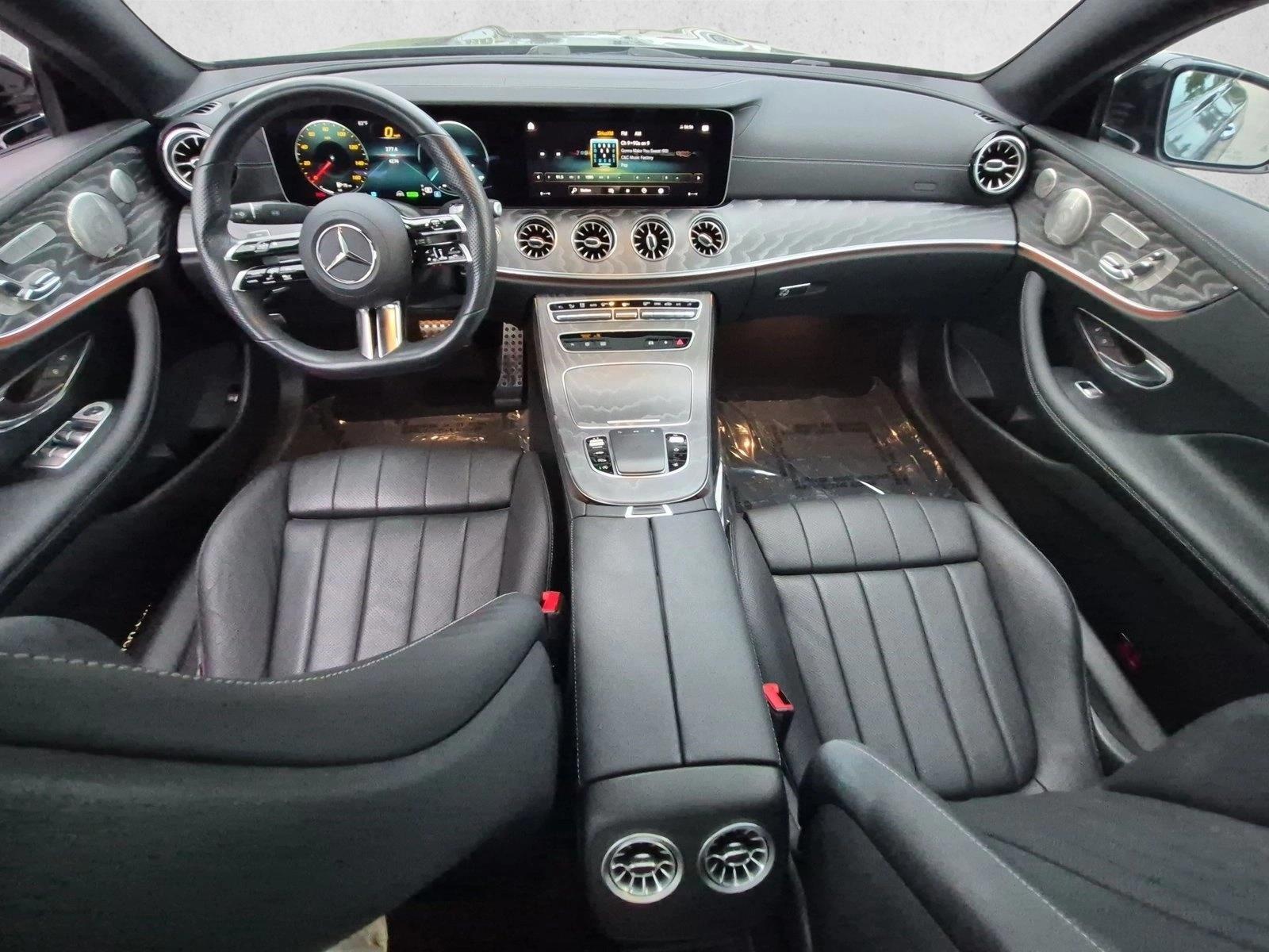 Thumbnail: 2022 Mercedes-Benz E-Class - 4