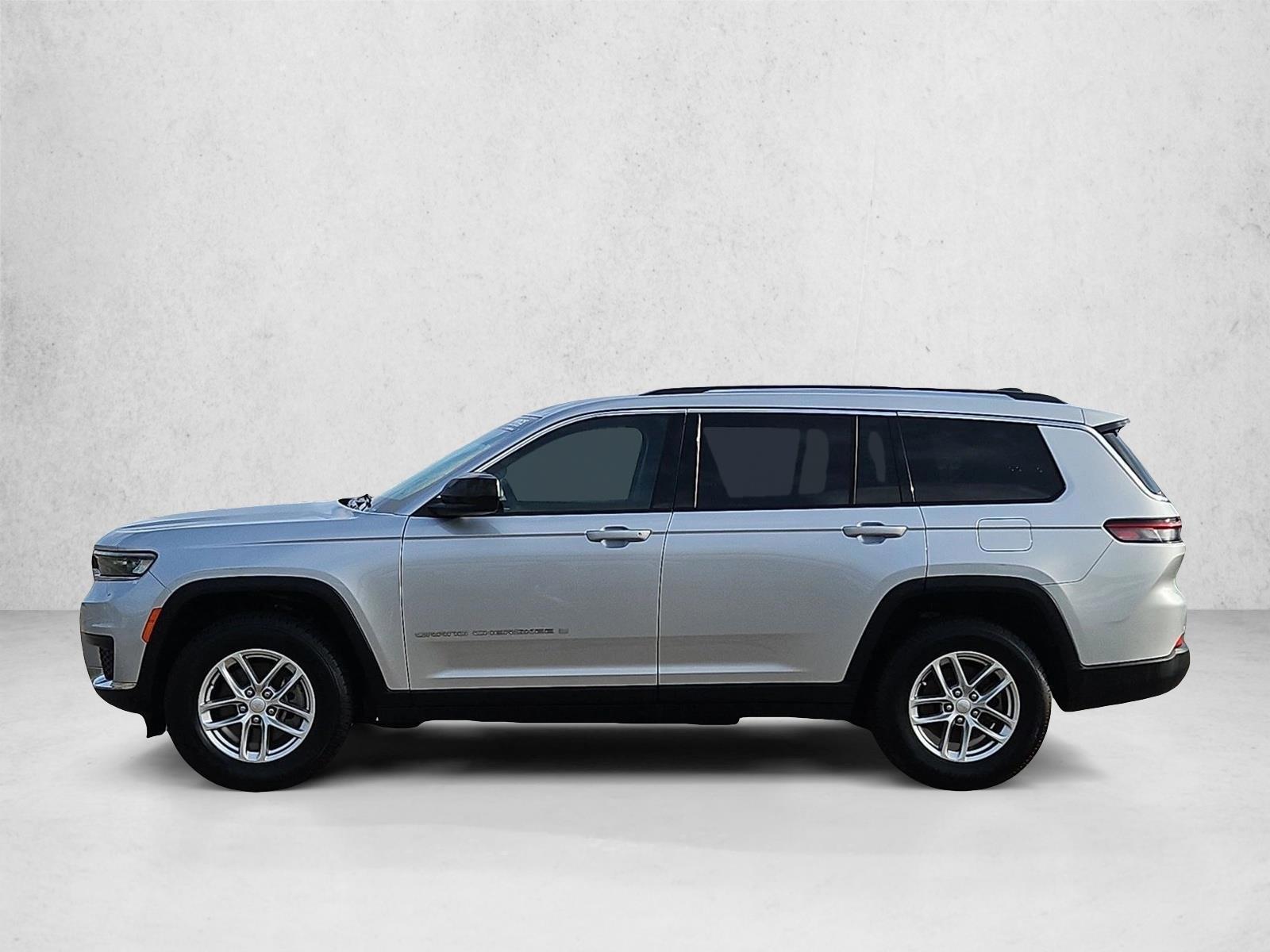 Thumbnail: 2023 Jeep Grand Cherokee L - 2
